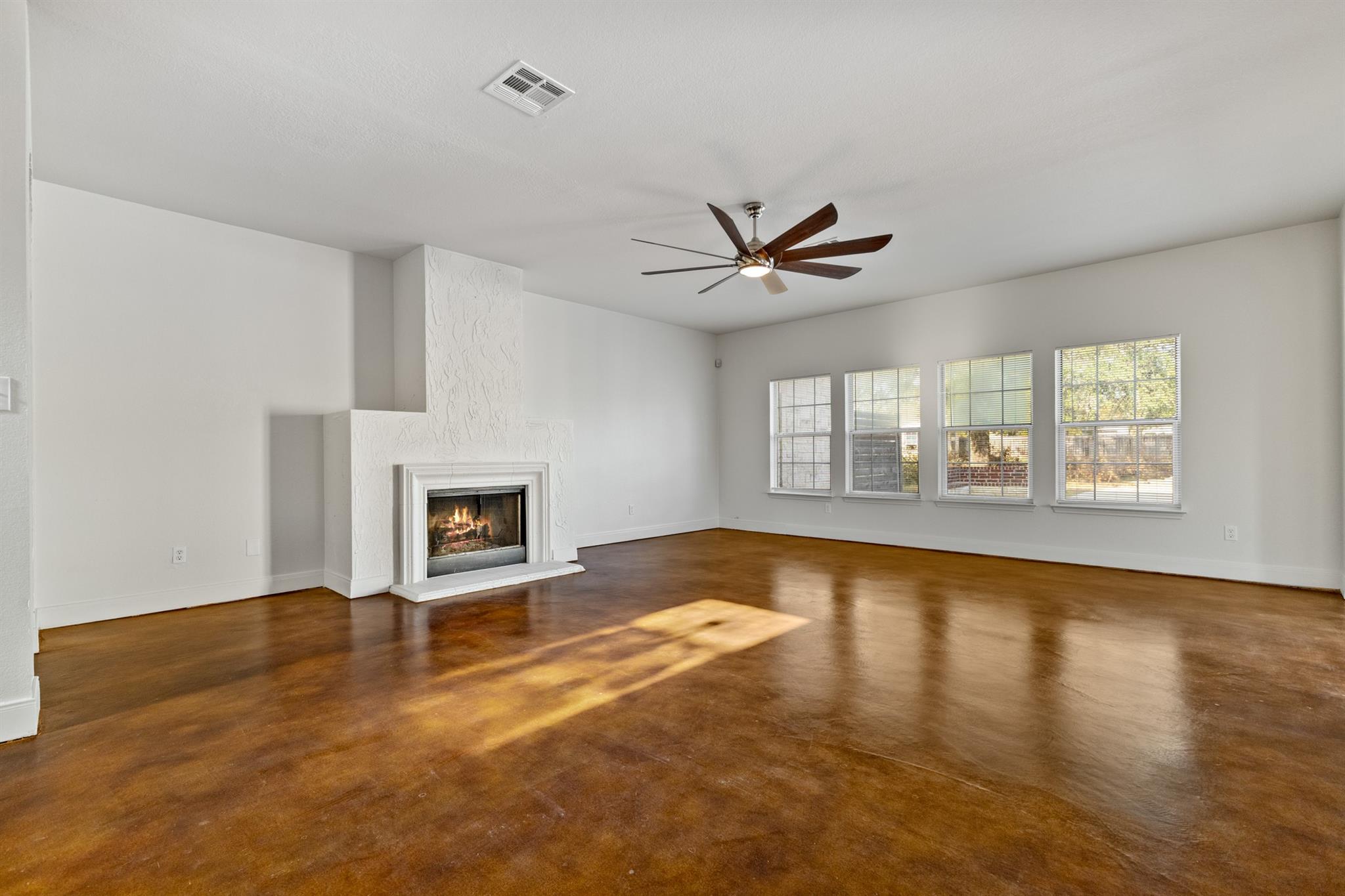 600 Bella Vista Circle Cir, Kyle, TX 78640