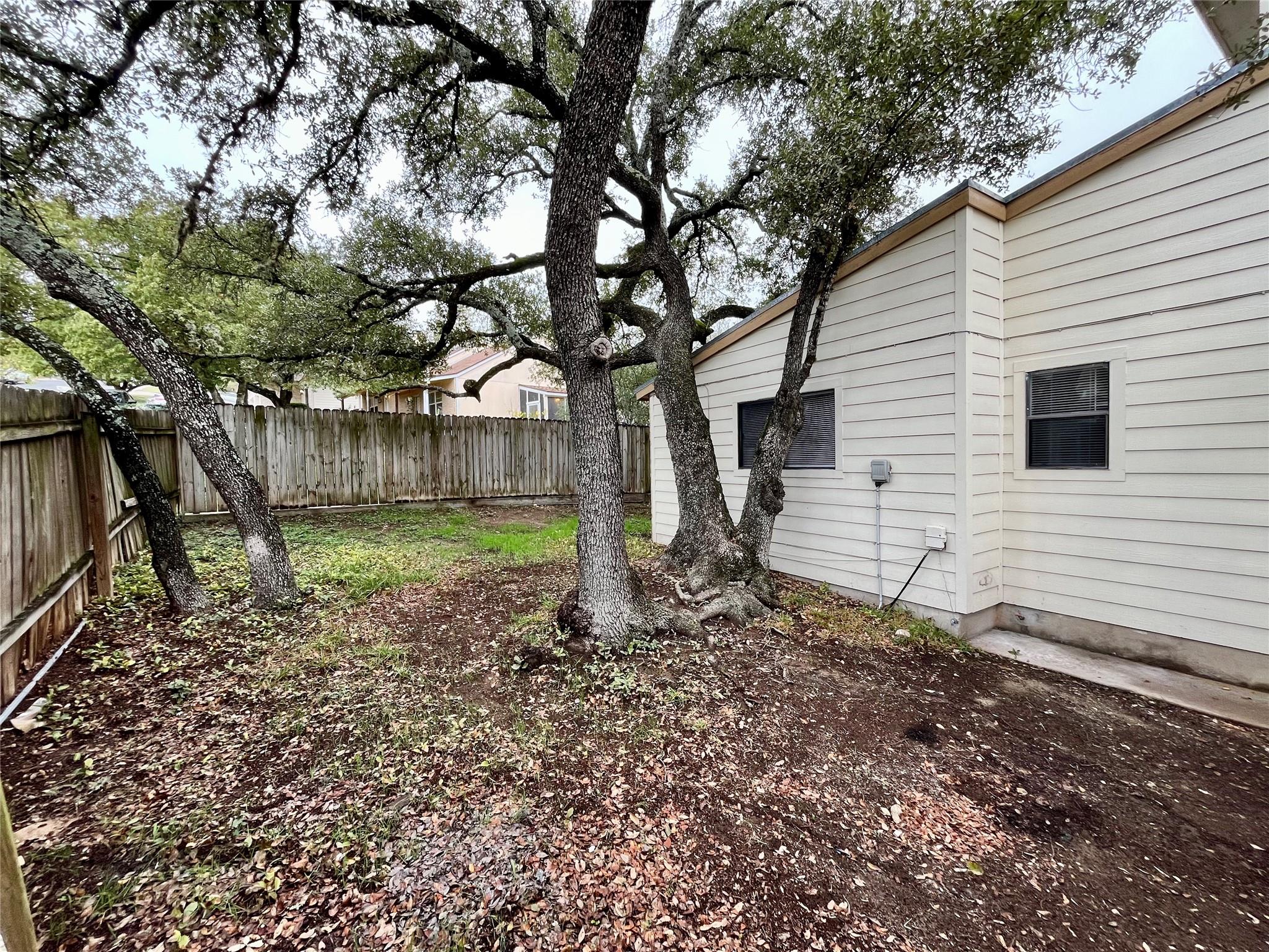 7100 Silver Dale Dr # A, Austin, TX 78736