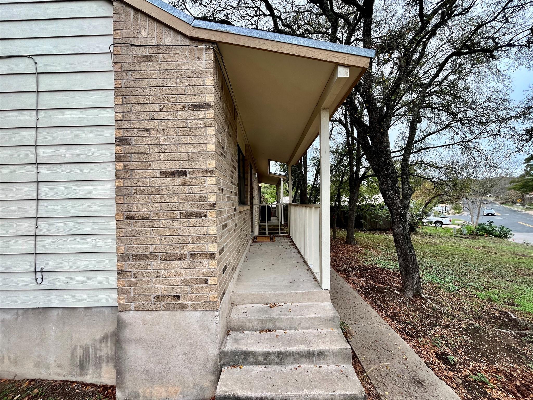 7100 Silver Dale Dr # A, Austin, TX 78736