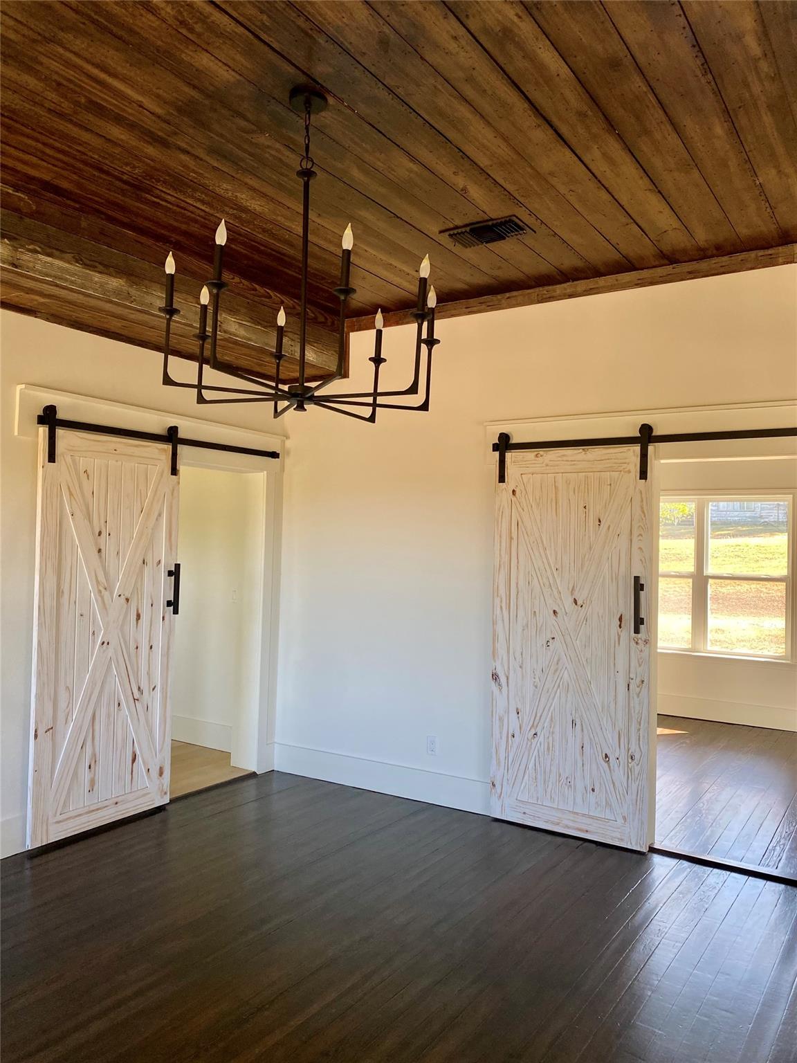 305 N HALL St, Richland Springs, TX 78643