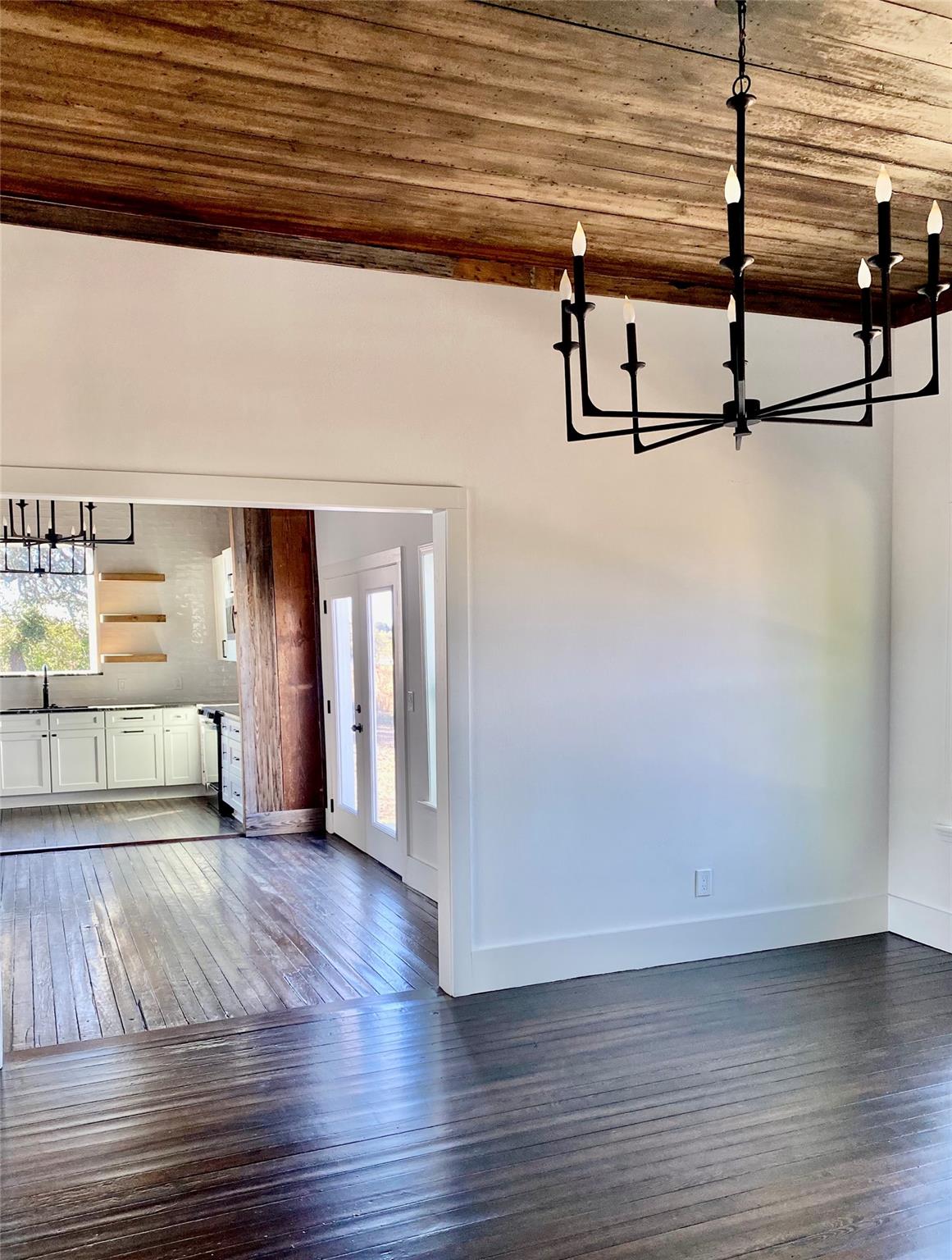 305 N HALL St, Richland Springs, TX 78643