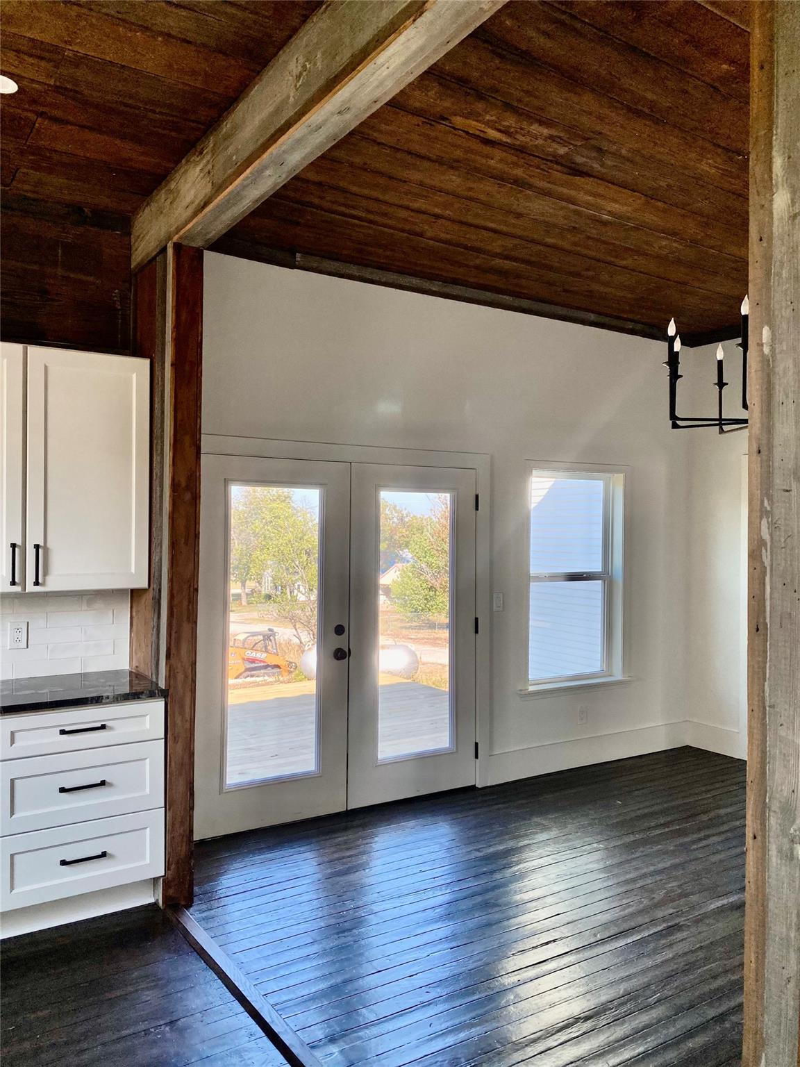 305 N HALL St, Richland Springs, TX 78643