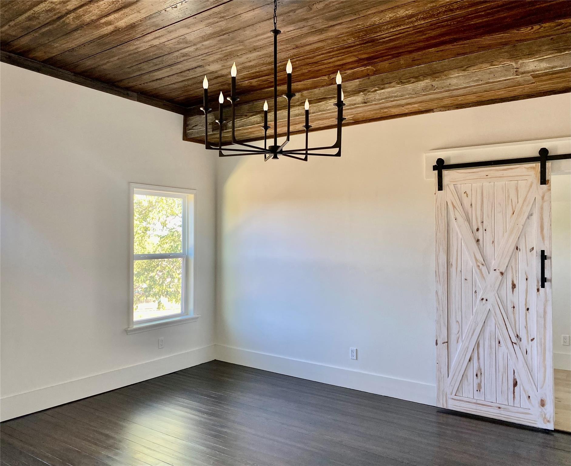 305 N HALL St, Richland Springs, TX 78643