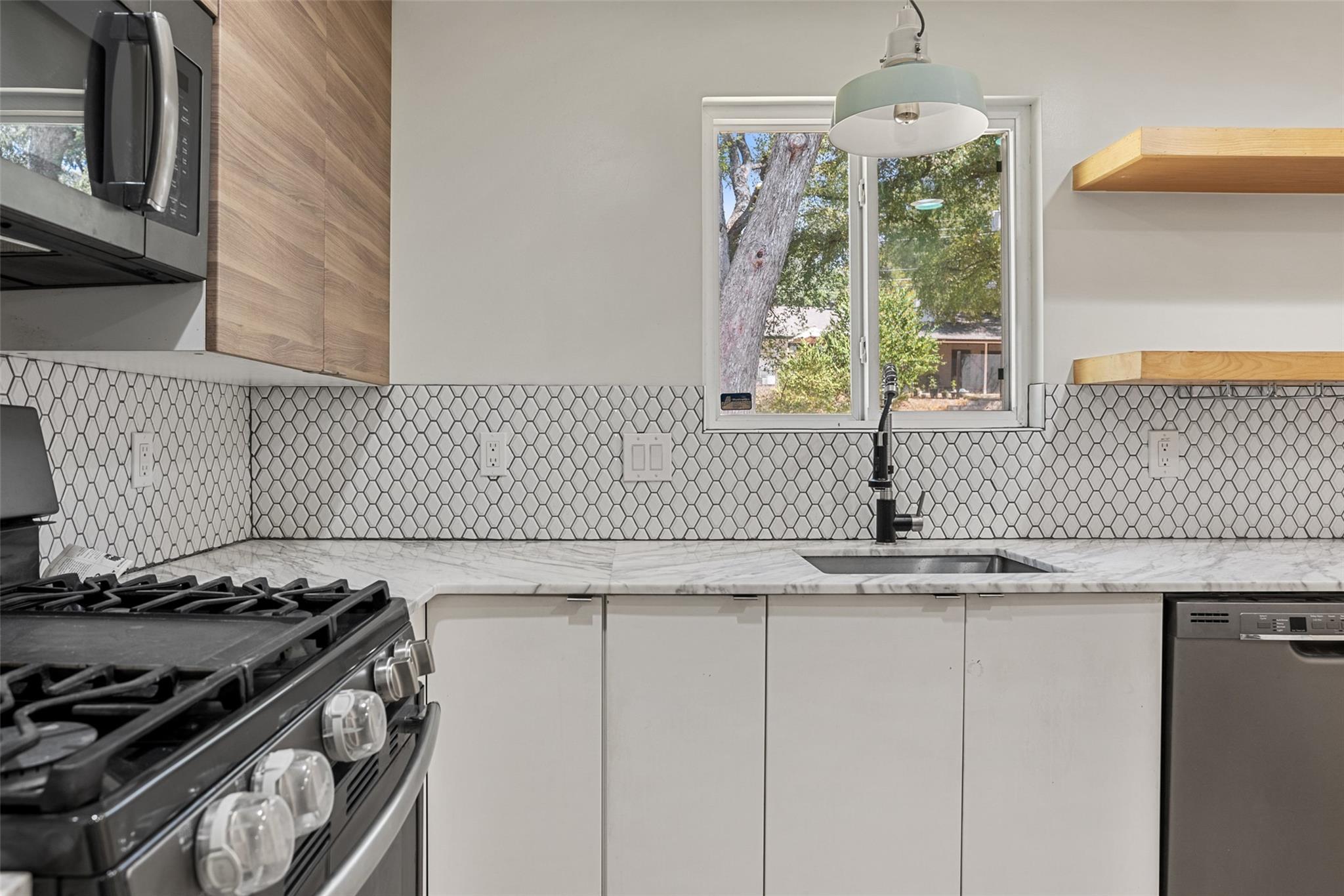 3103 Matador Dr, Austin, TX 78741