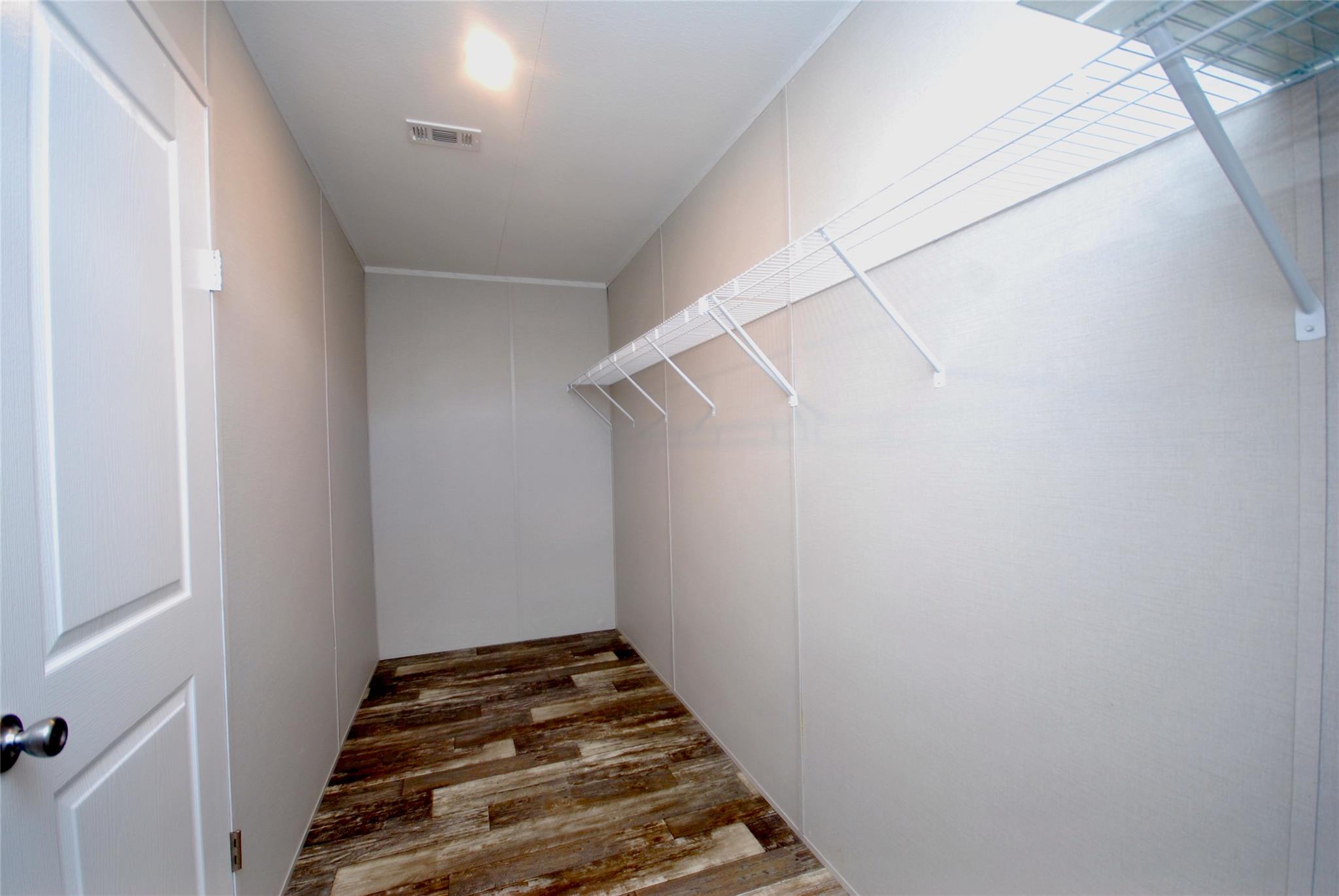 1727 Davis Rd, Muldoon, TX 78949