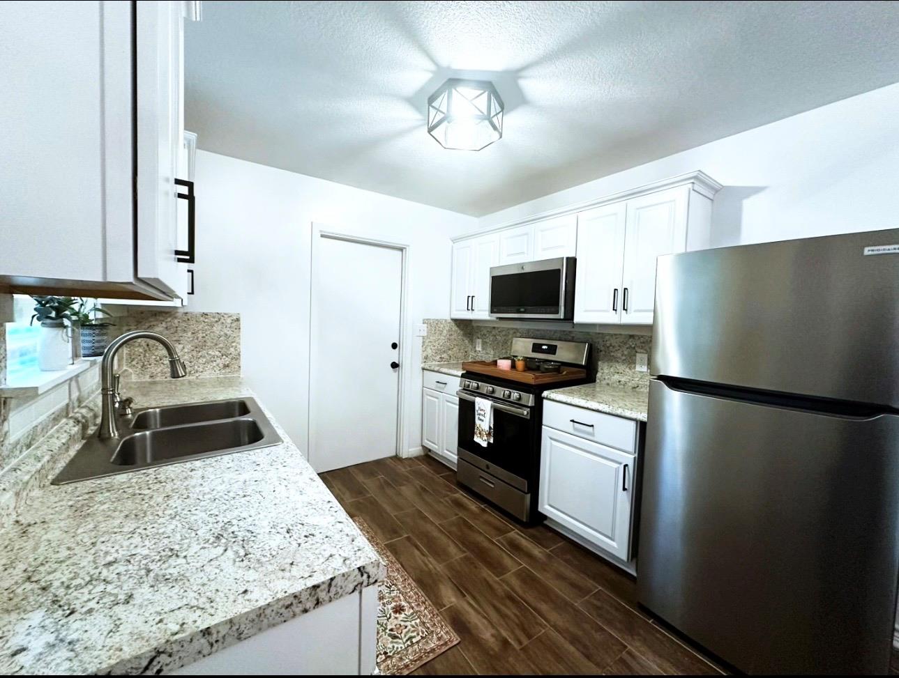 6010 Waycross Dr, Austin, TX 78745