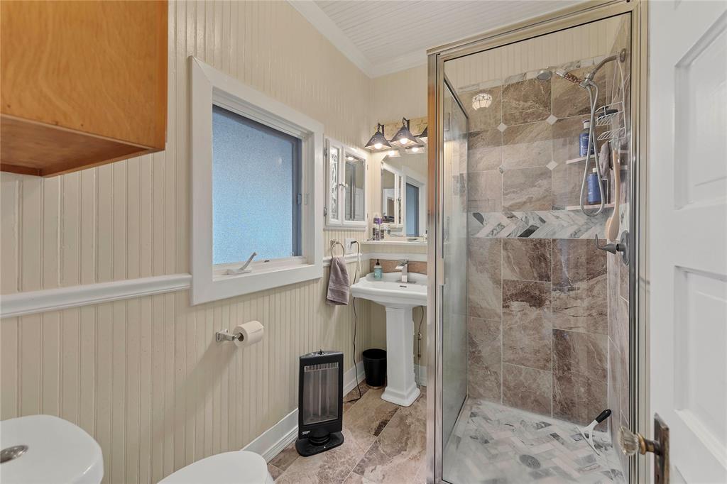 550 County Road 471, Thrall, TX 76578