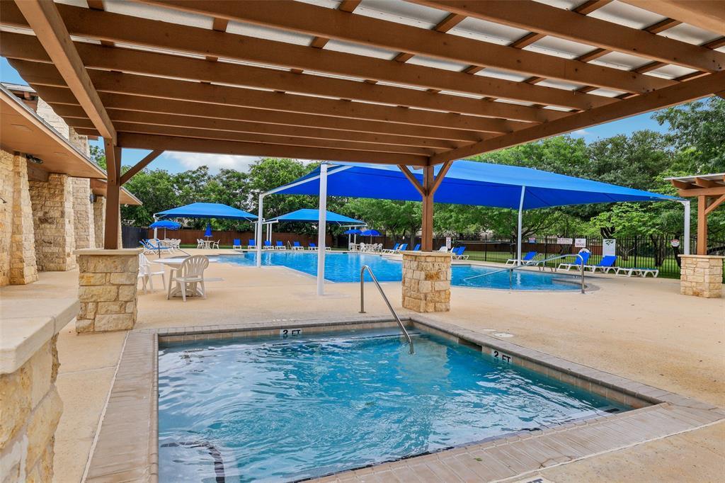 616 Bayou Bend Dr, Buda, TX 78610