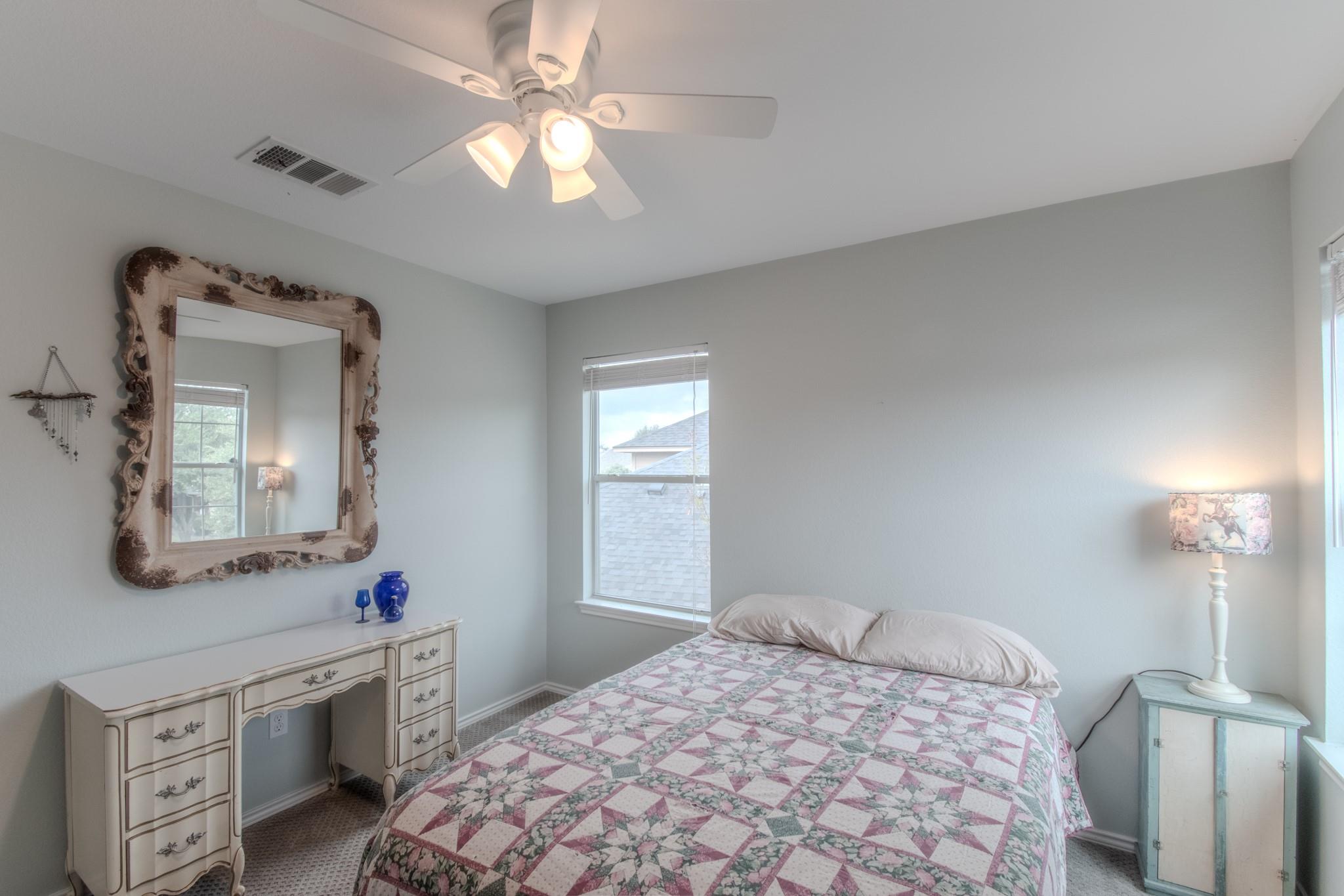 616 Bayou Bend Dr, Buda, TX 78610