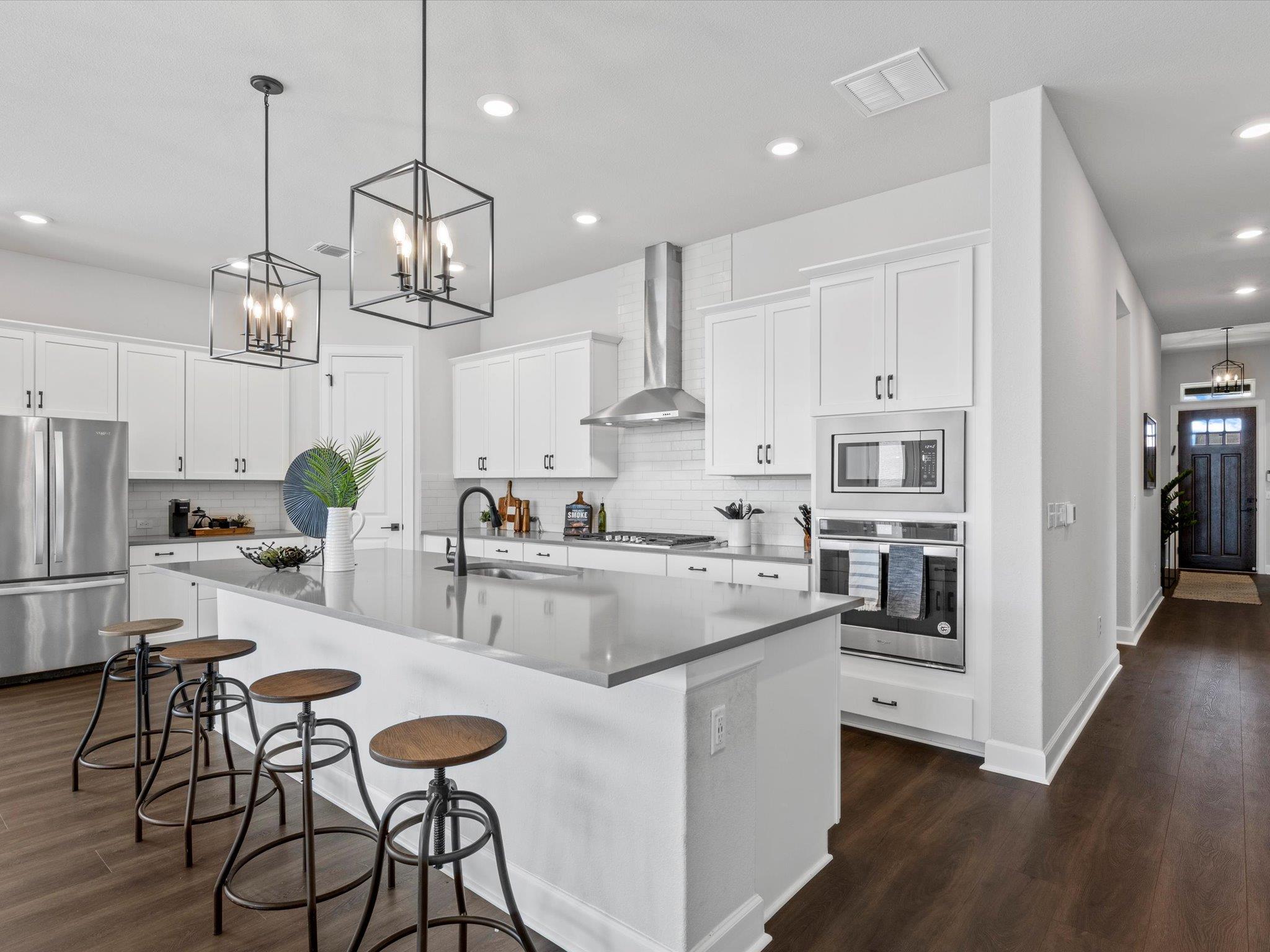 9001 Centurion Path, Austin, TX 78744