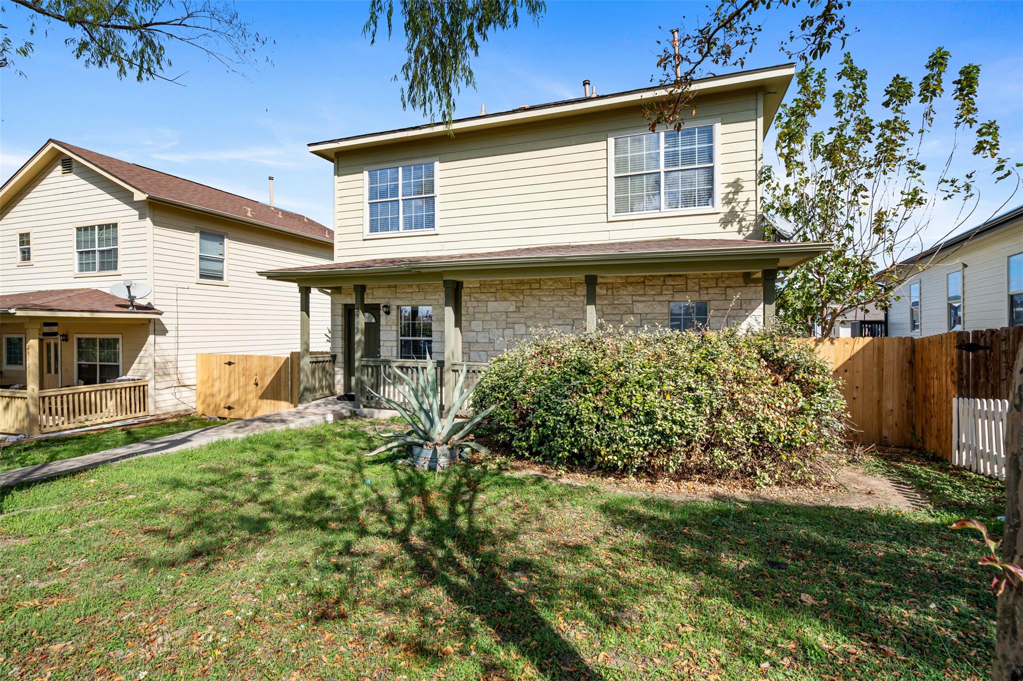 5909 Signal Pt, Austin, TX 78724