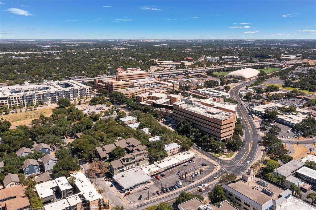 914 E 32nd St # 102, Austin, TX 78705