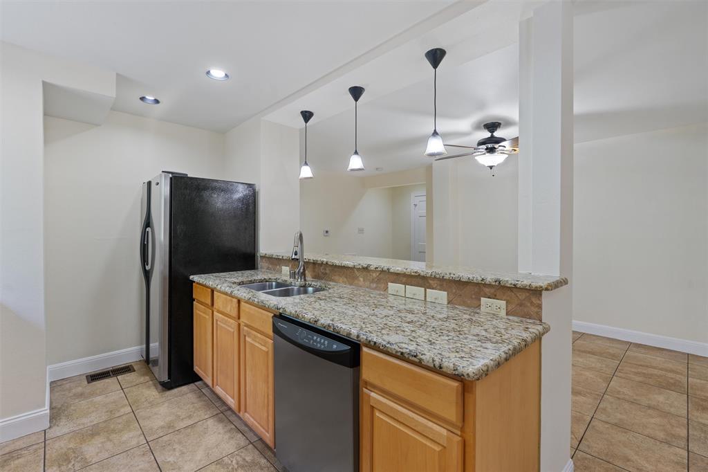 914 E 32nd St # 102, Austin, TX 78705