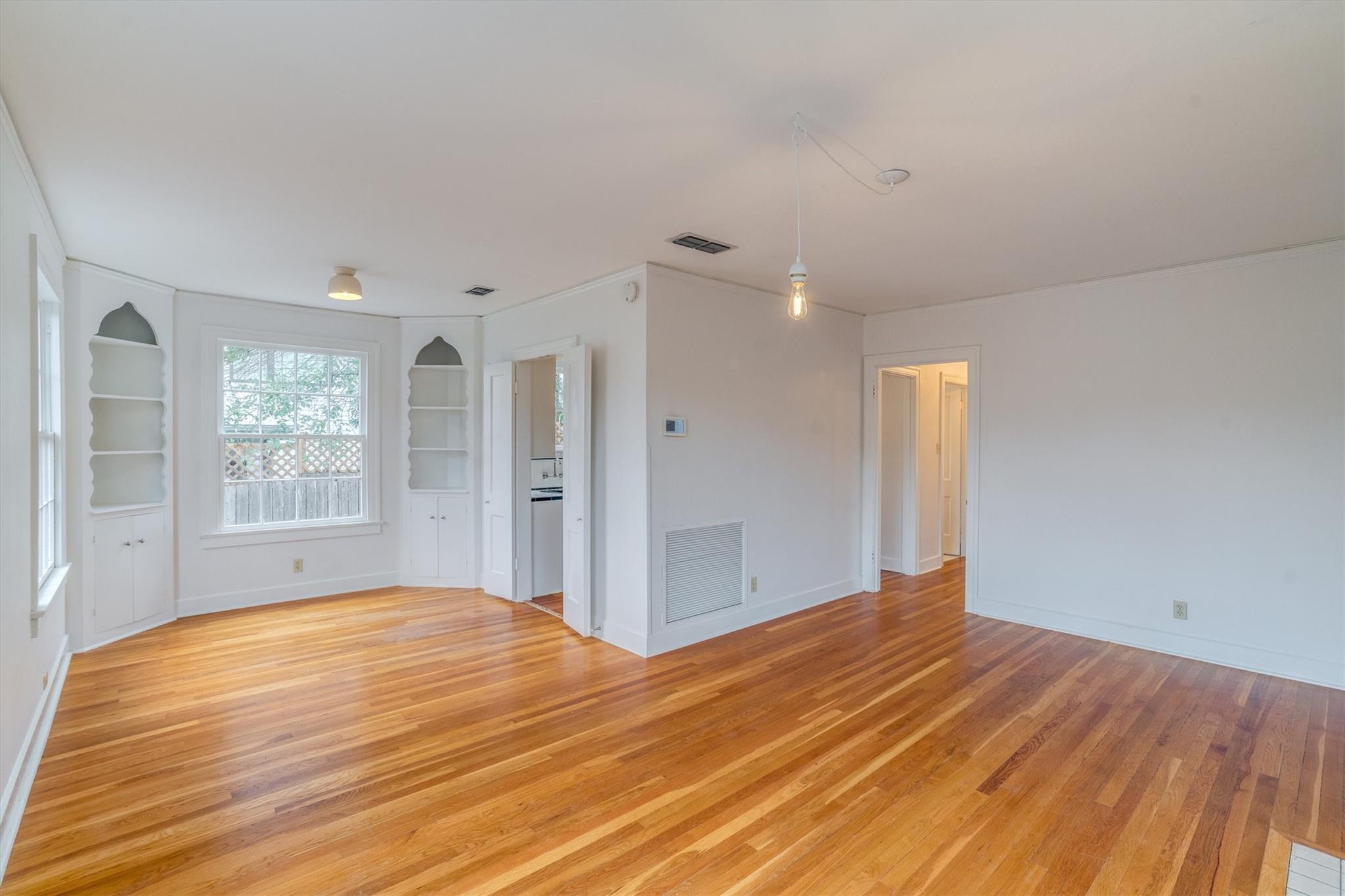 1609 Sunset Ln, Austin, TX 78704