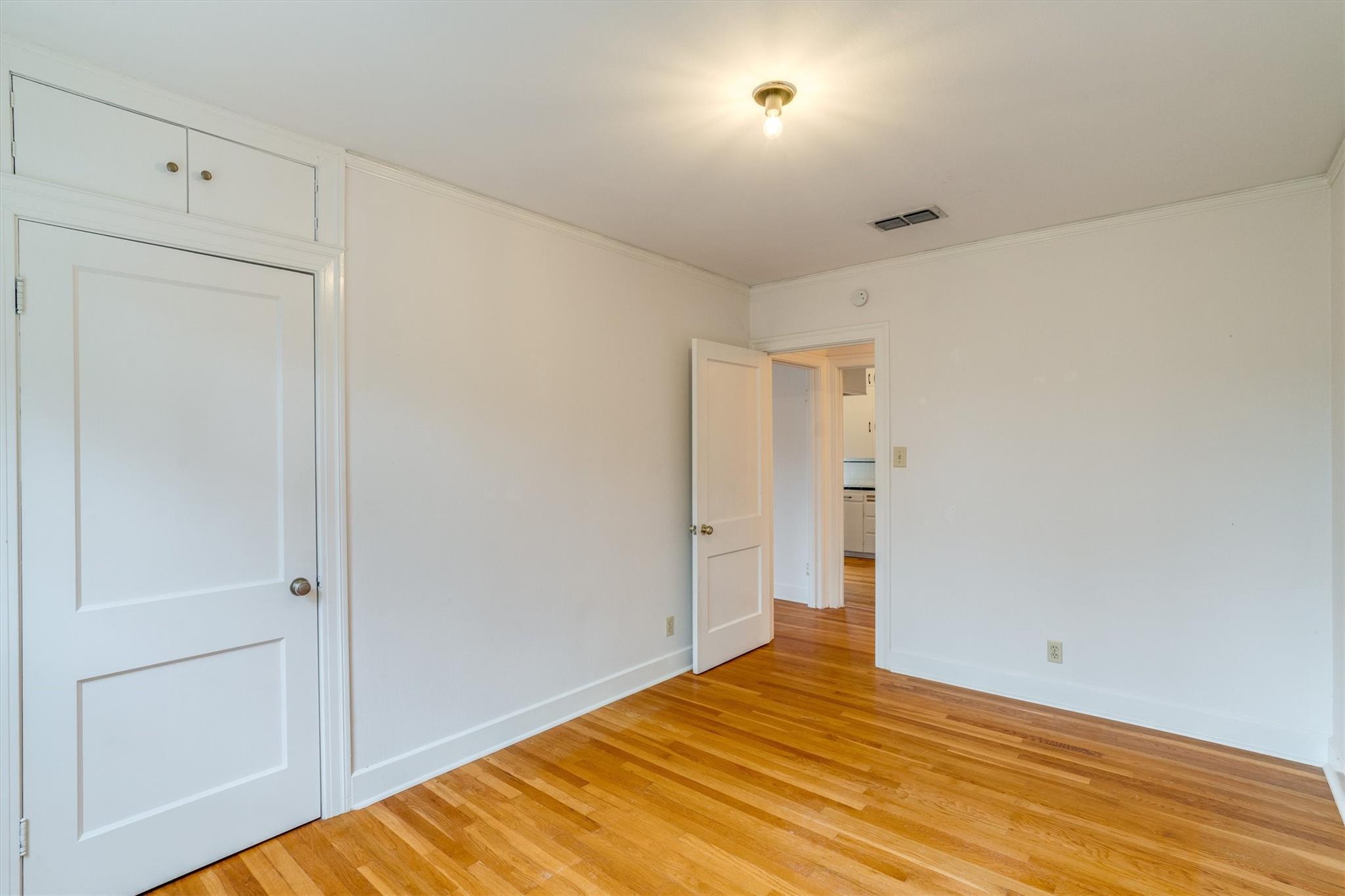 1609 Sunset Ln, Austin, TX 78704