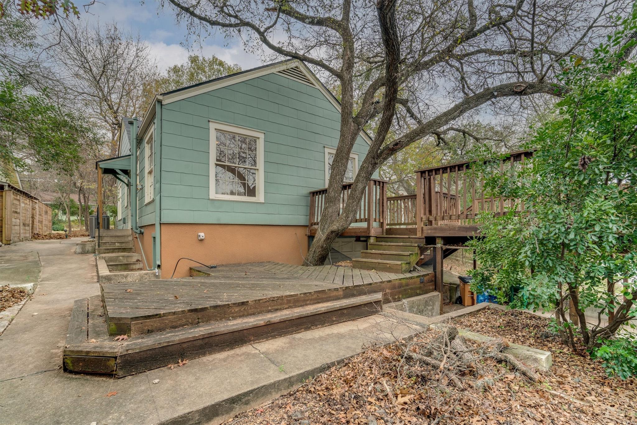 1609 Sunset Ln, Austin, TX 78704