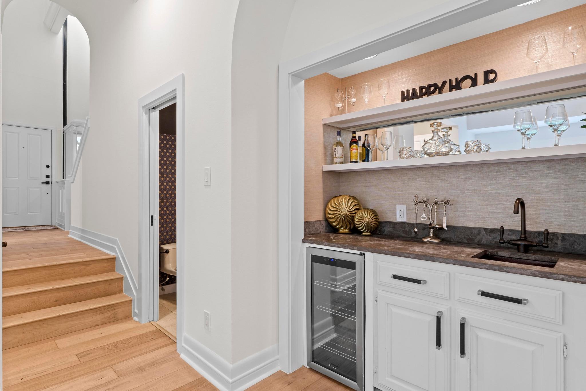 1937 Rue De St Tropez St # 5, Austin, TX 78746