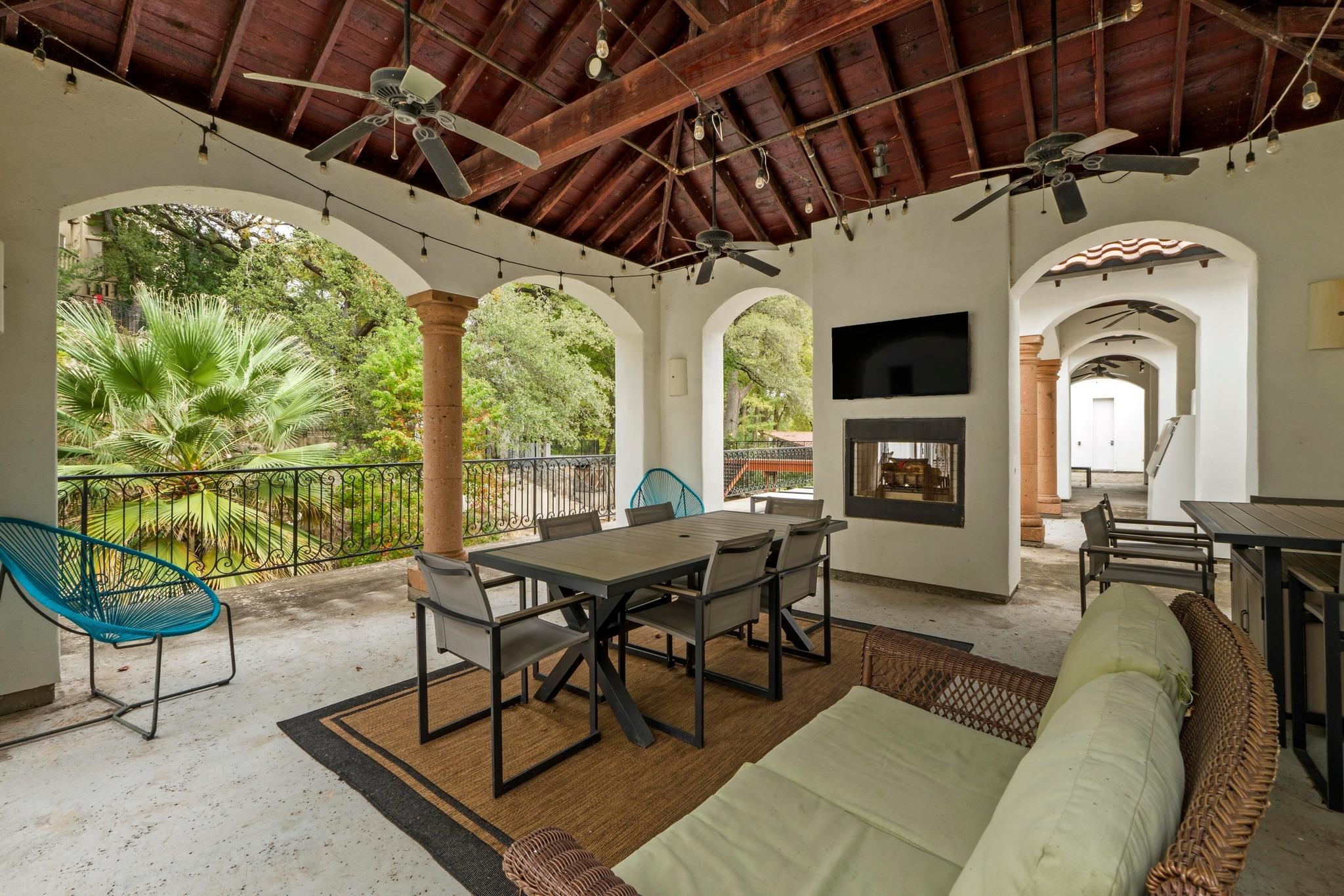 1937 Rue De St Tropez St # 5, Austin, TX 78746