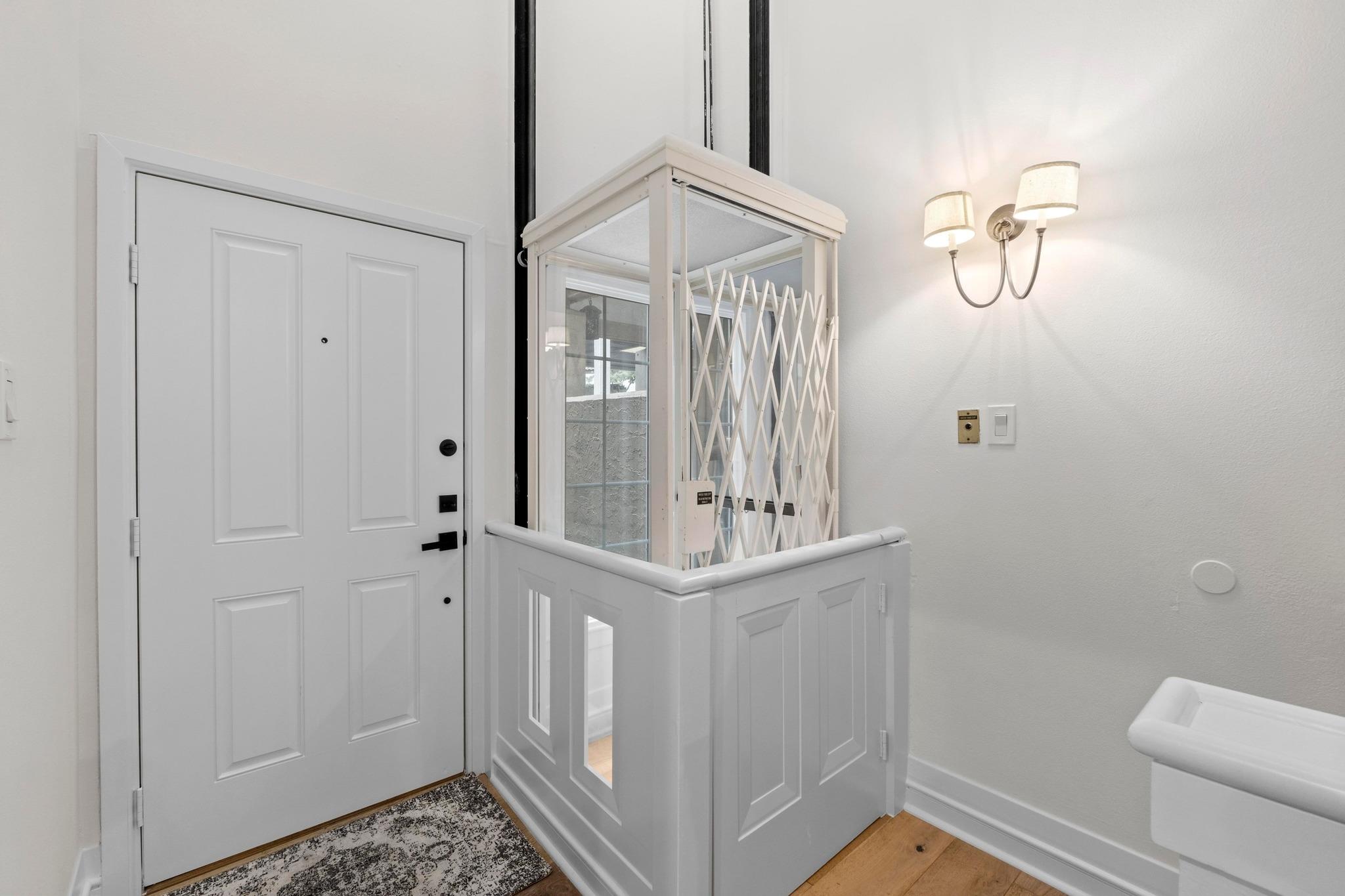 1937 Rue De St Tropez St # 5, Austin, TX 78746