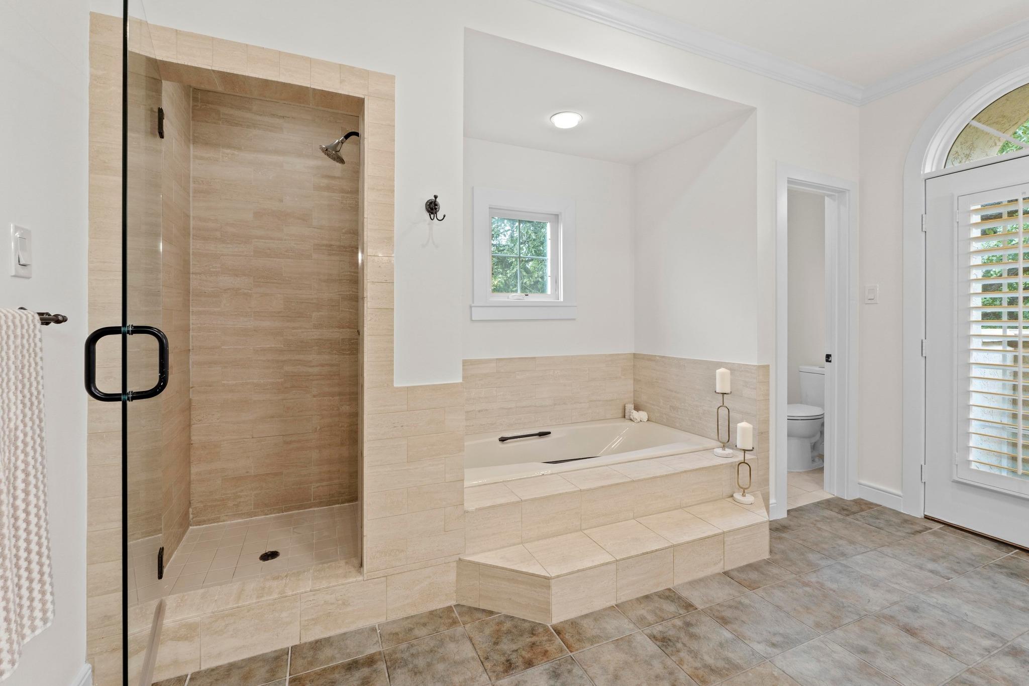 1937 Rue De St Tropez St # 5, Austin, TX 78746