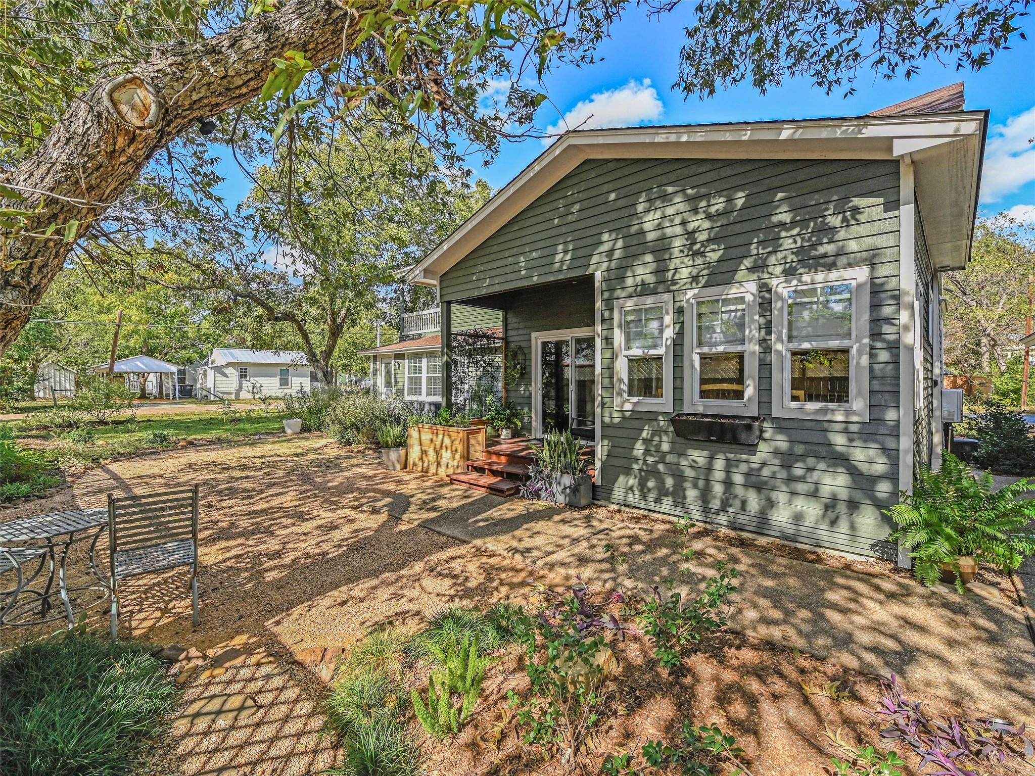 801 Austin St, Bastrop, TX 78602