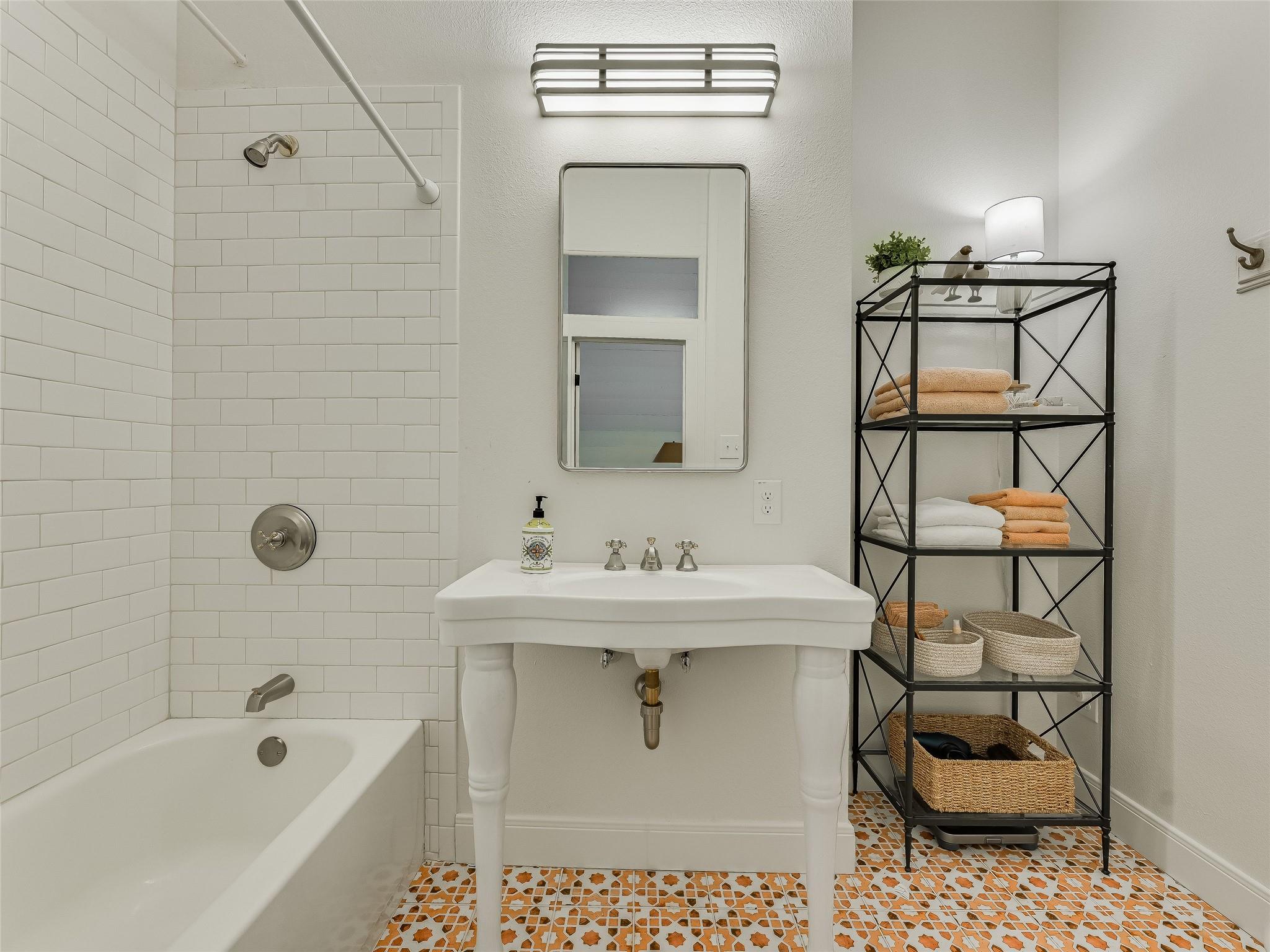 801 Austin St, Bastrop, TX 78602