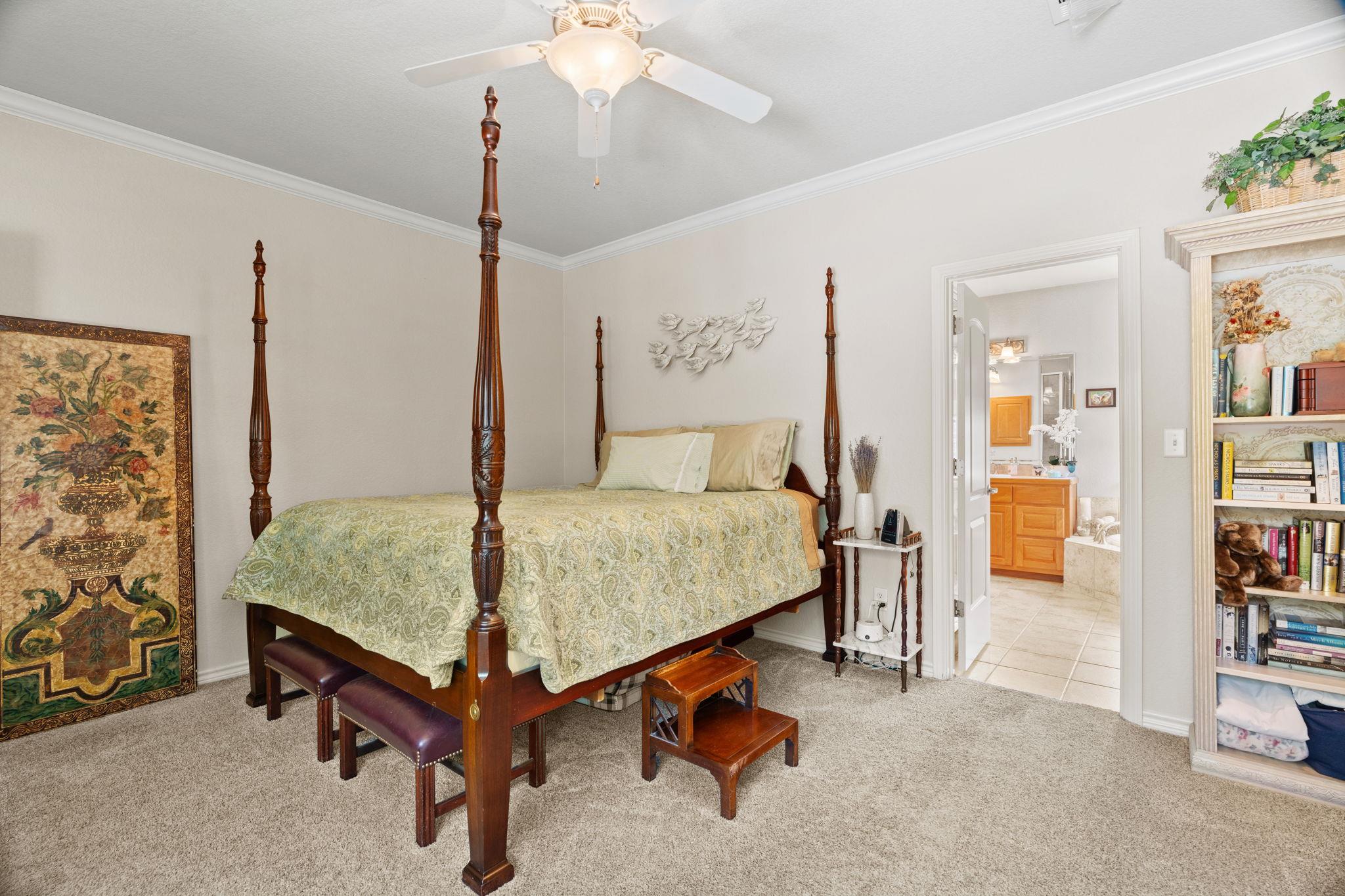 813 Lacey Oak Cir, Marble Falls, TX 78654