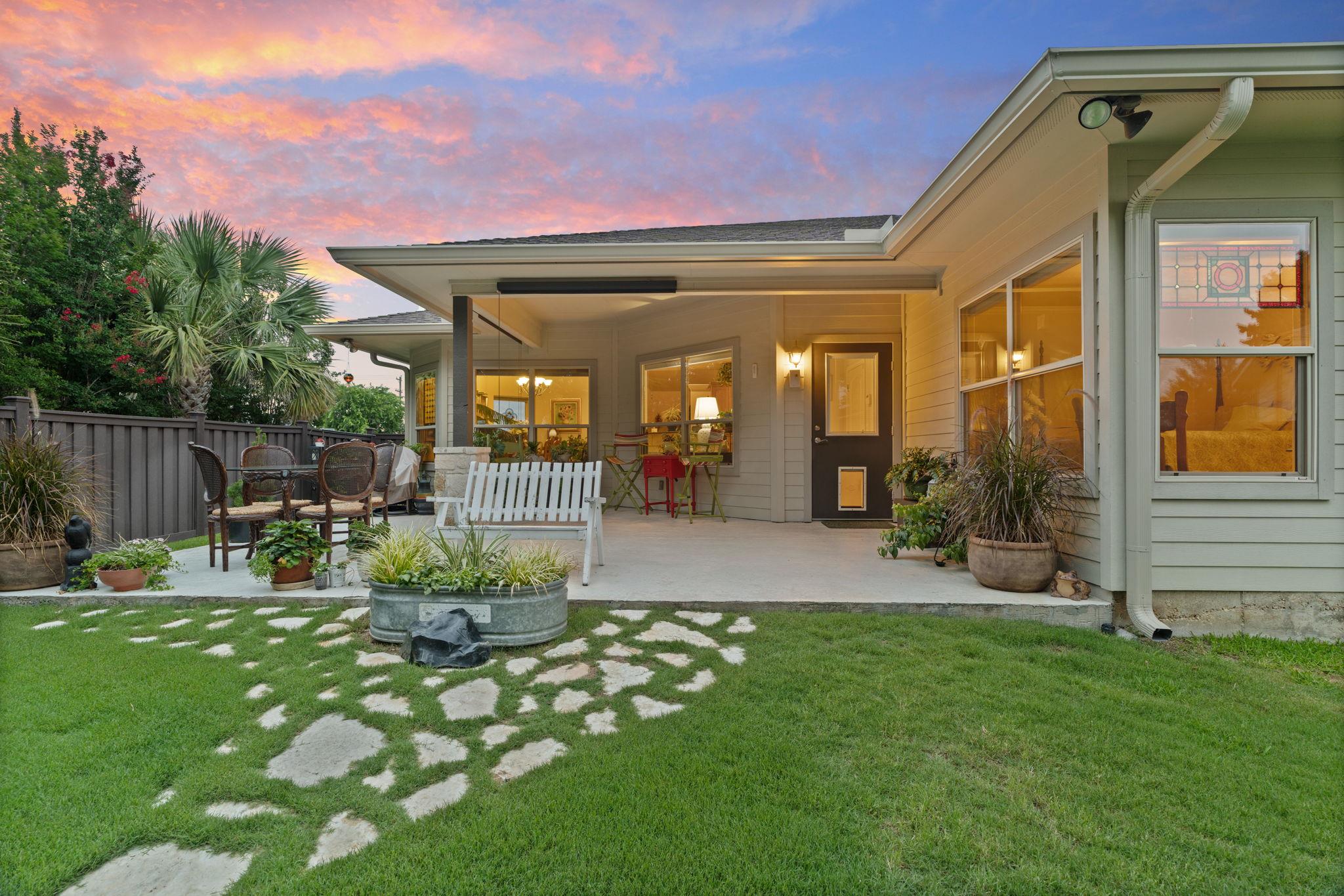 813 Lacey Oak Cir, Marble Falls, TX 78654