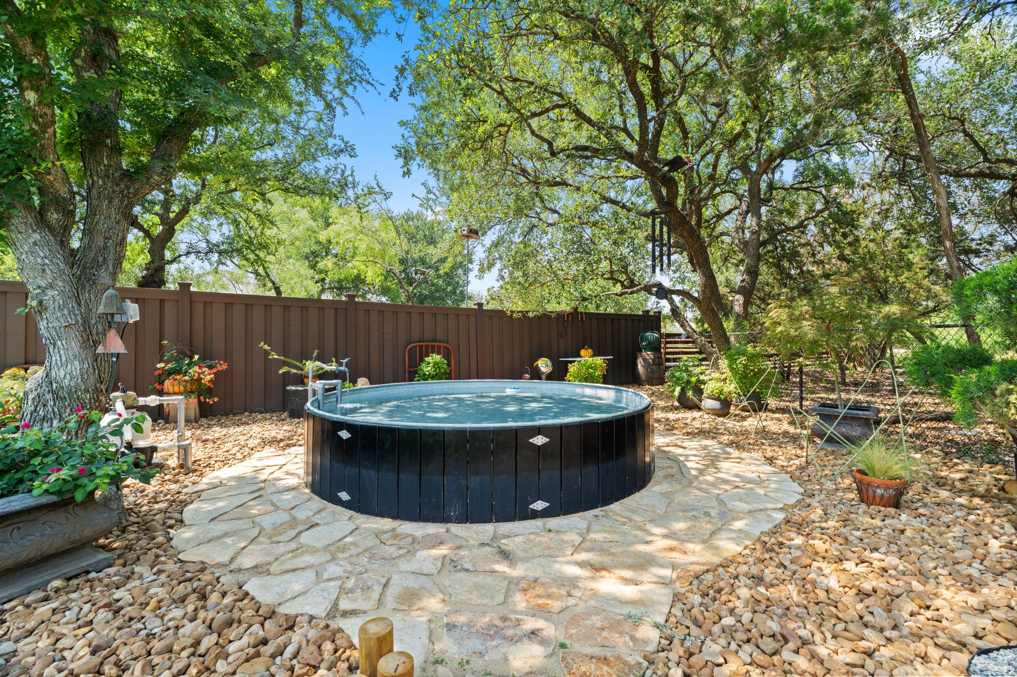 813 Lacey Oak Cir, Marble Falls, TX 78654