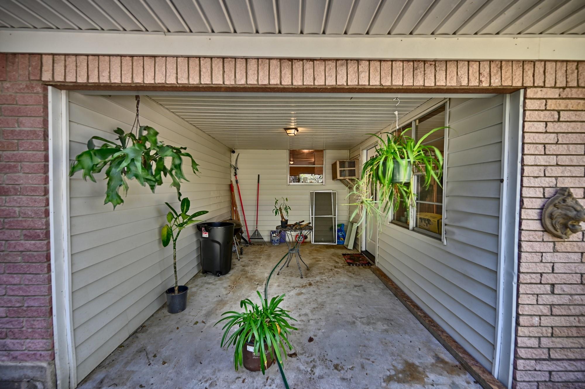 1703 S Day St, Brenham, TX 77833