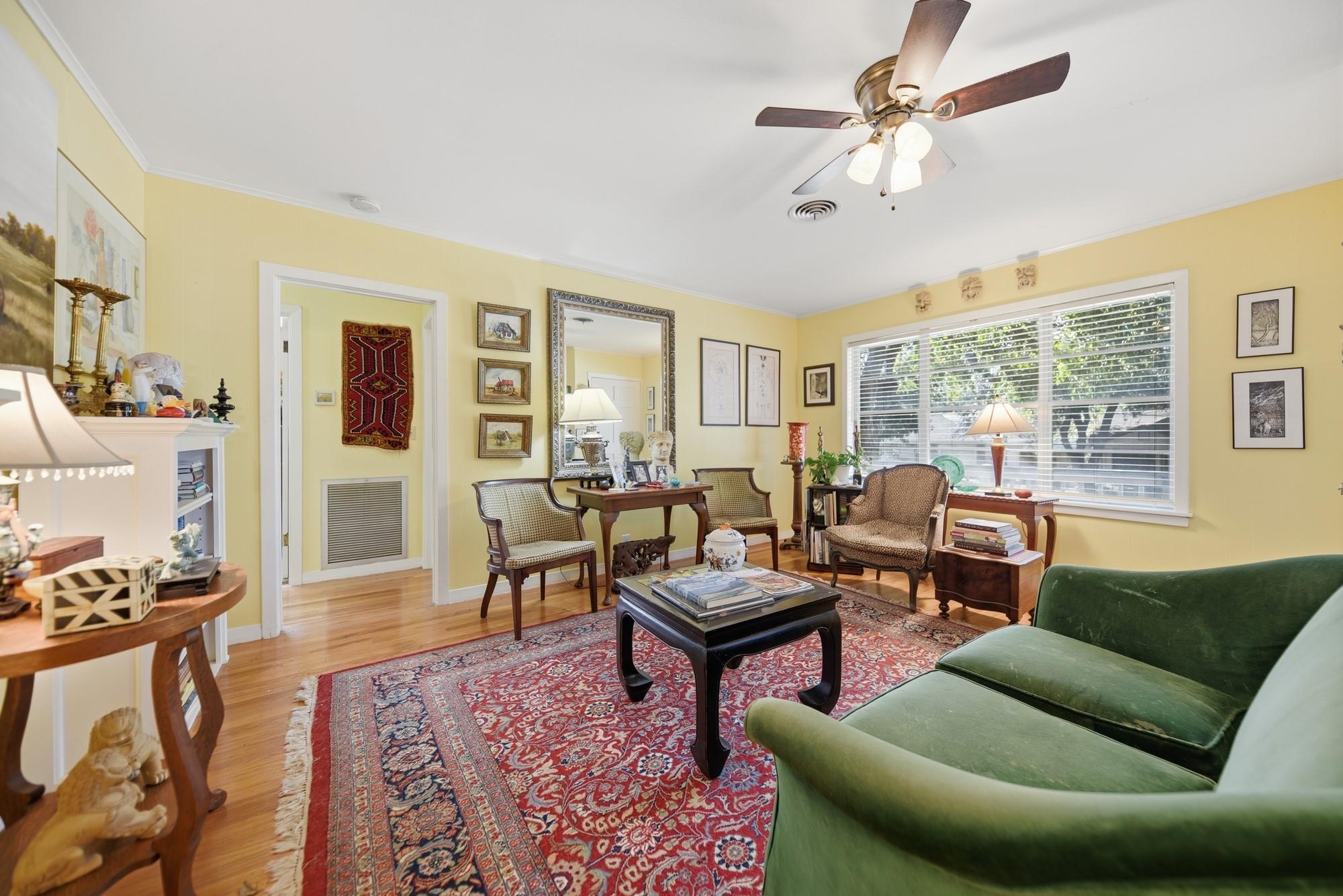 1703 S Day St, Brenham, TX 77833