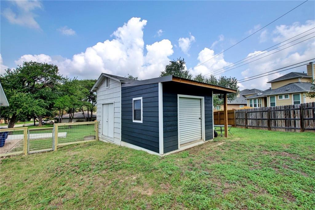 2604 N Shields Dr, Austin, TX 78727