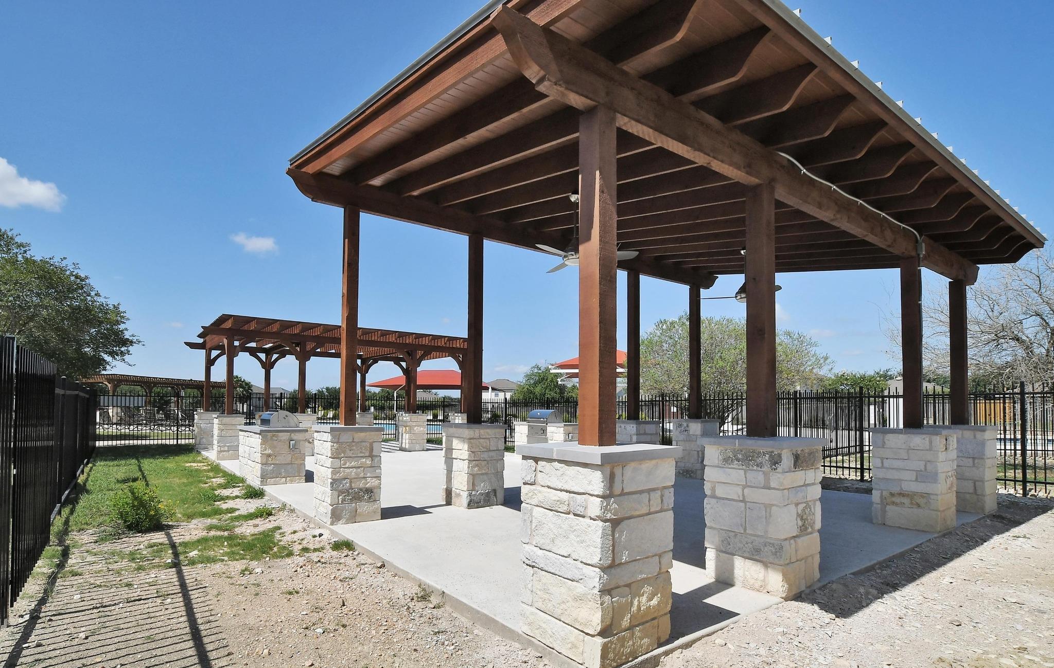 292 Wapiti Rd, Buda, TX 78610