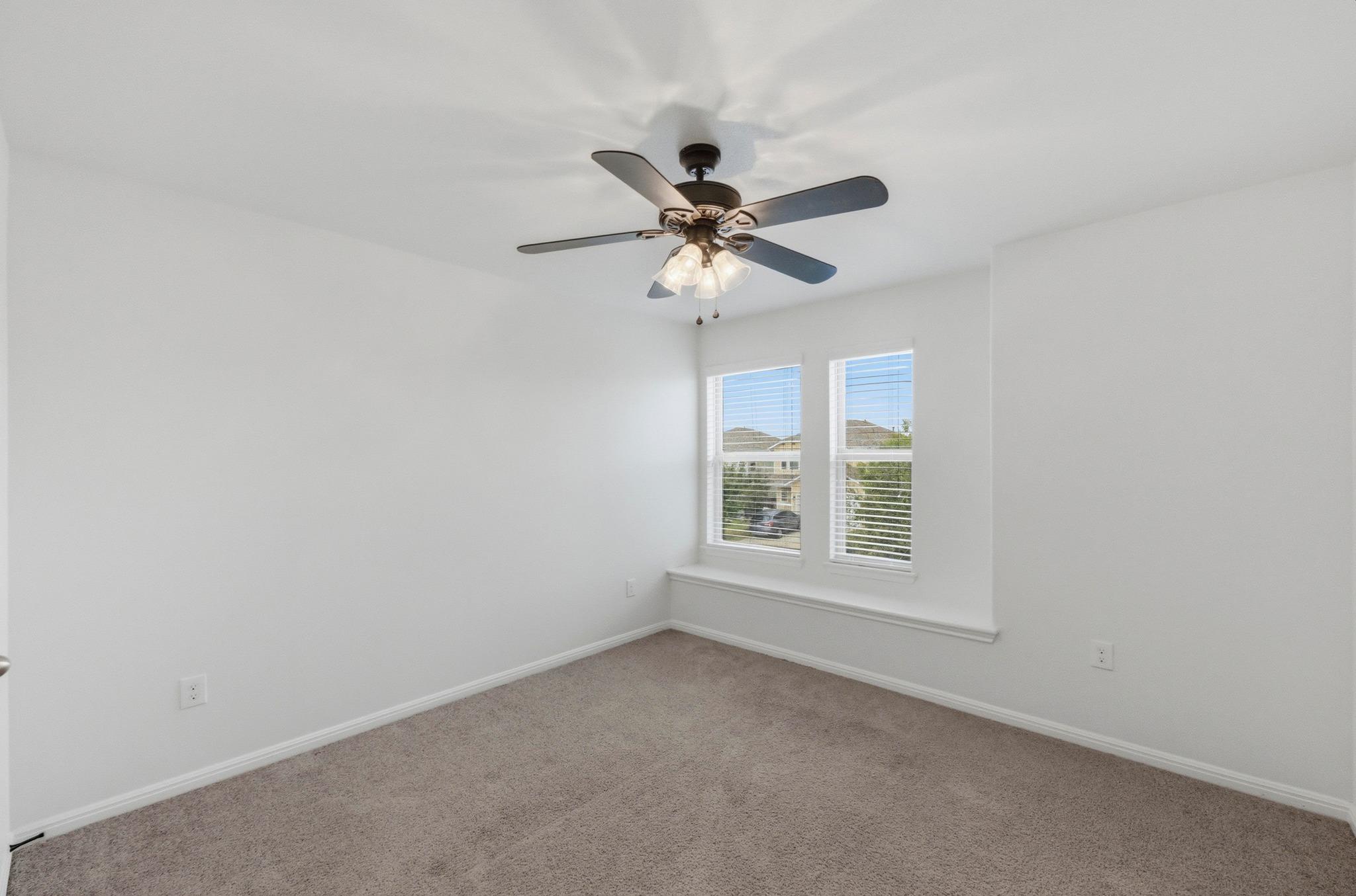 292 Wapiti Rd, Buda, TX 78610