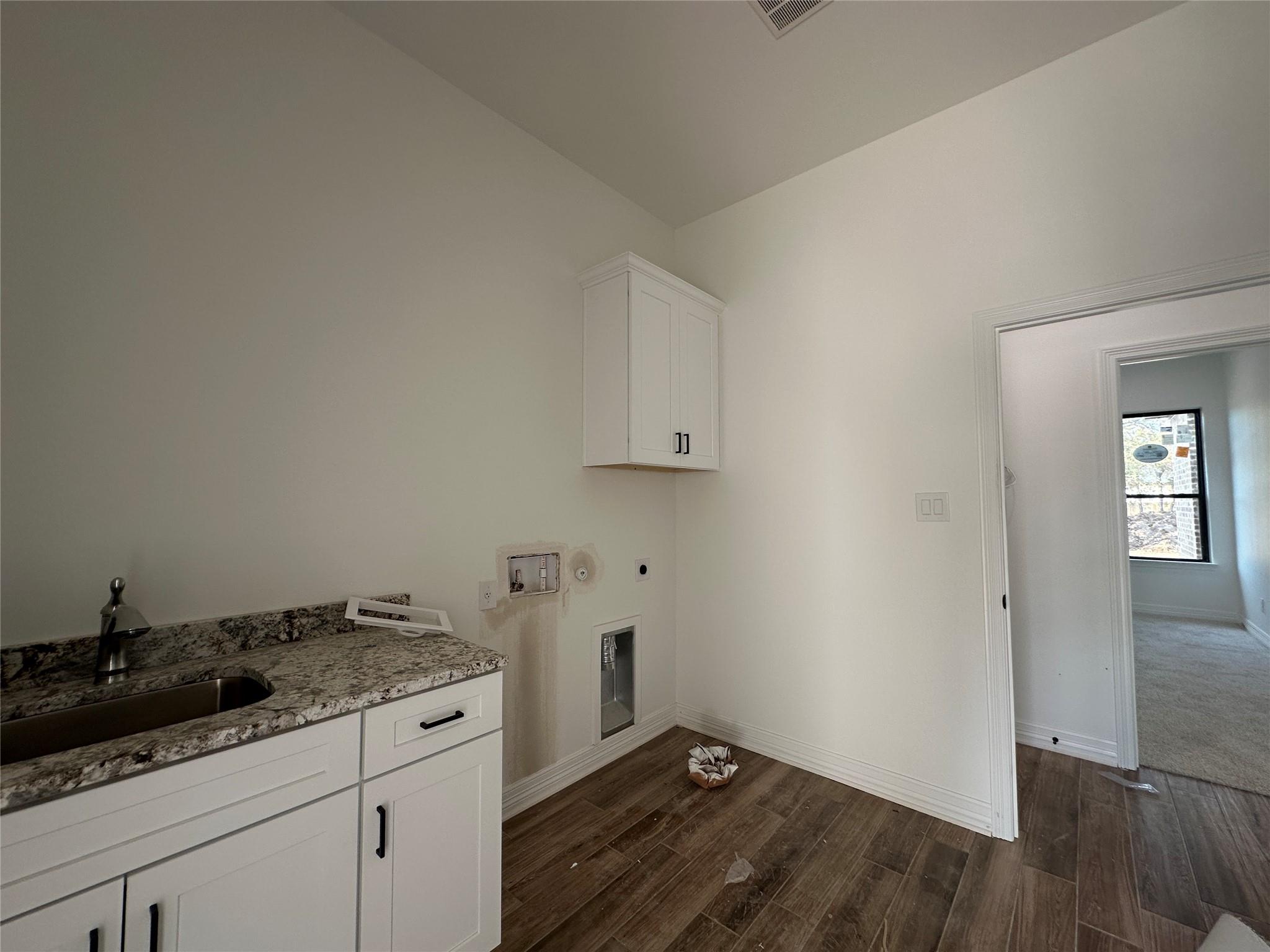 818 Eagle Heights Dr, Salado, TX 76571