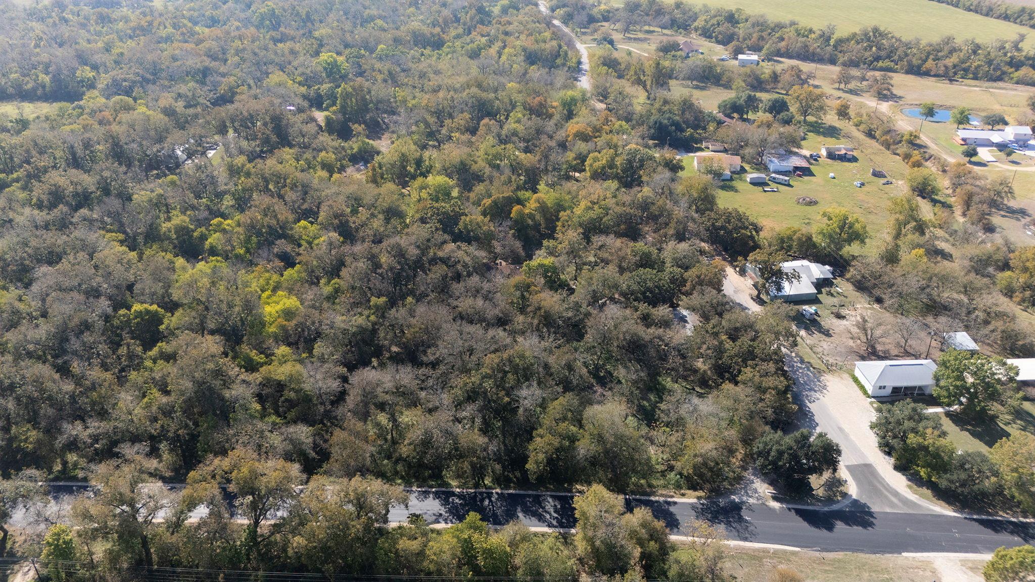 75 County Road 129, Taylor, TX 76574