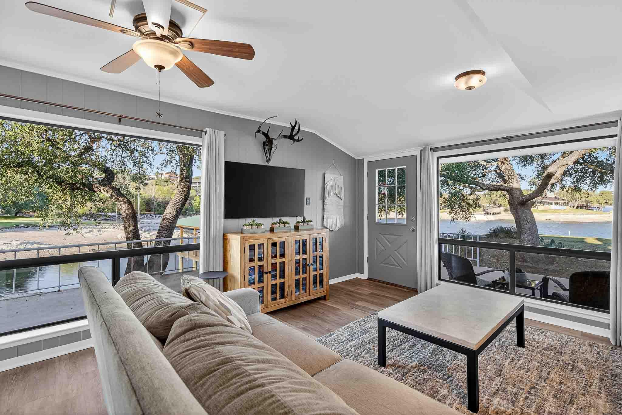 1002 S Rockwood Dr, Buchanan Dam, TX 78609