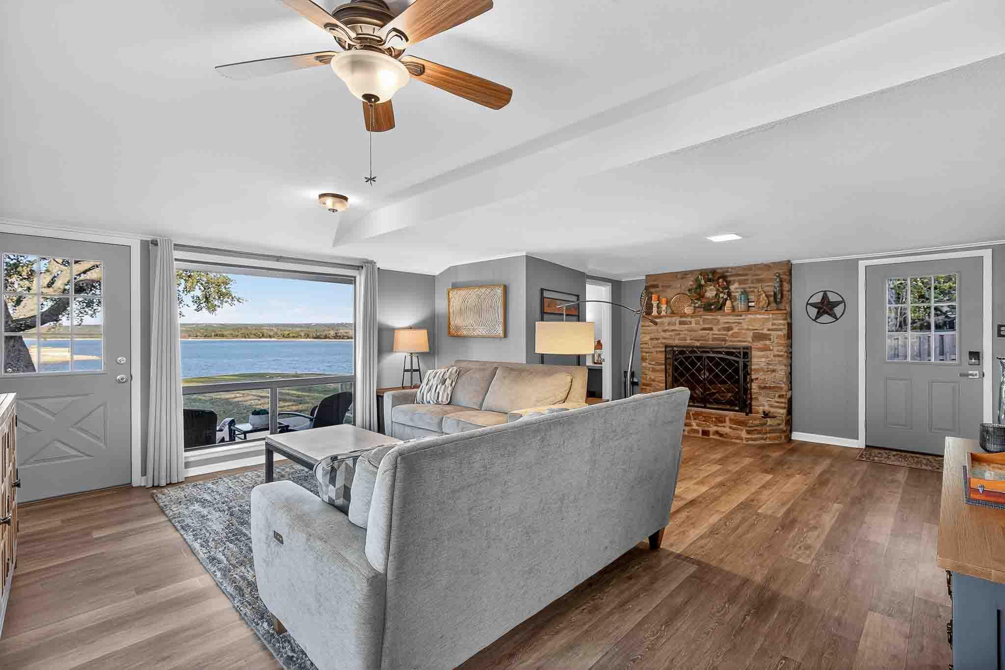 1002 S Rockwood Dr, Buchanan Dam, TX 78609