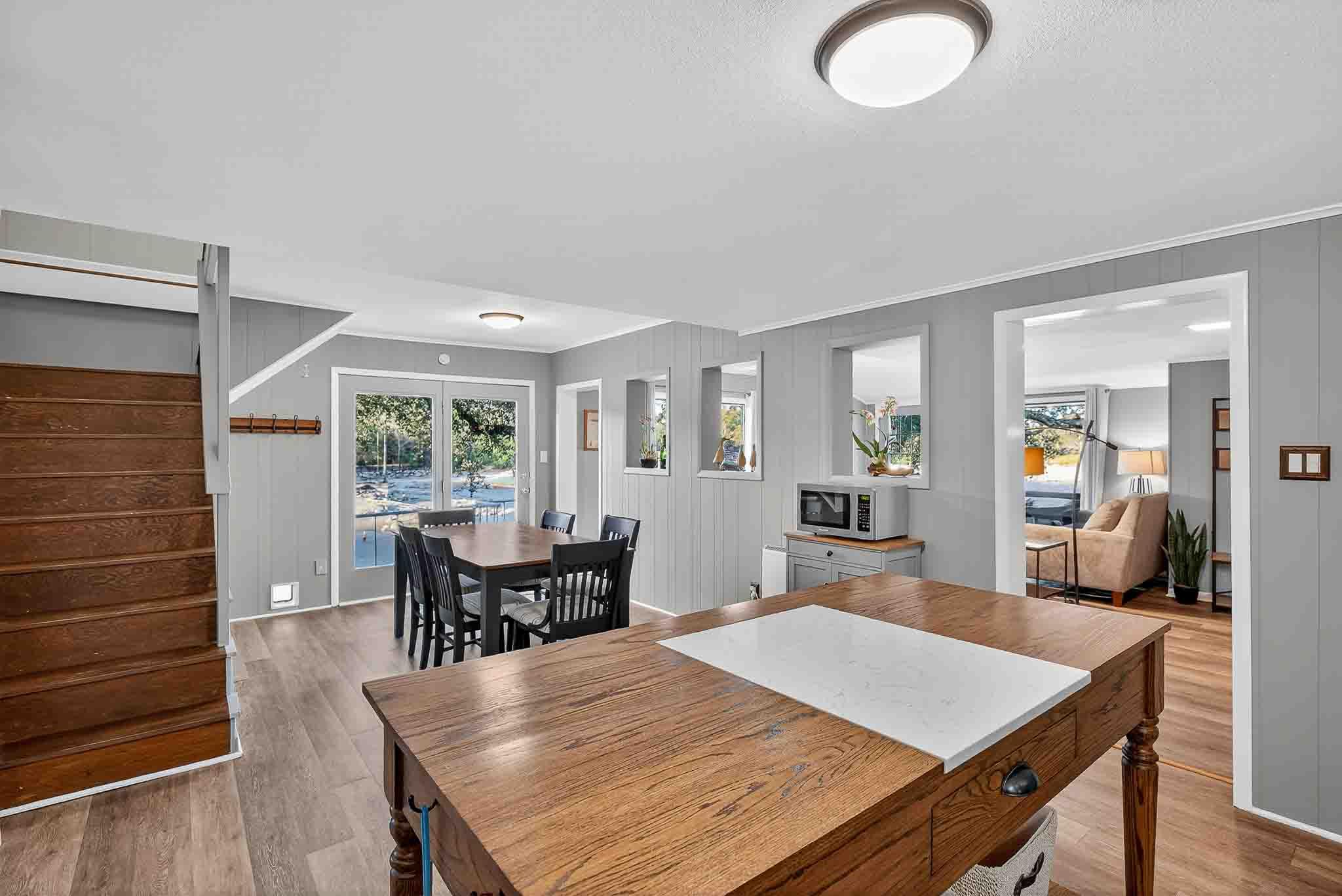 1002 S Rockwood Dr, Buchanan Dam, TX 78609