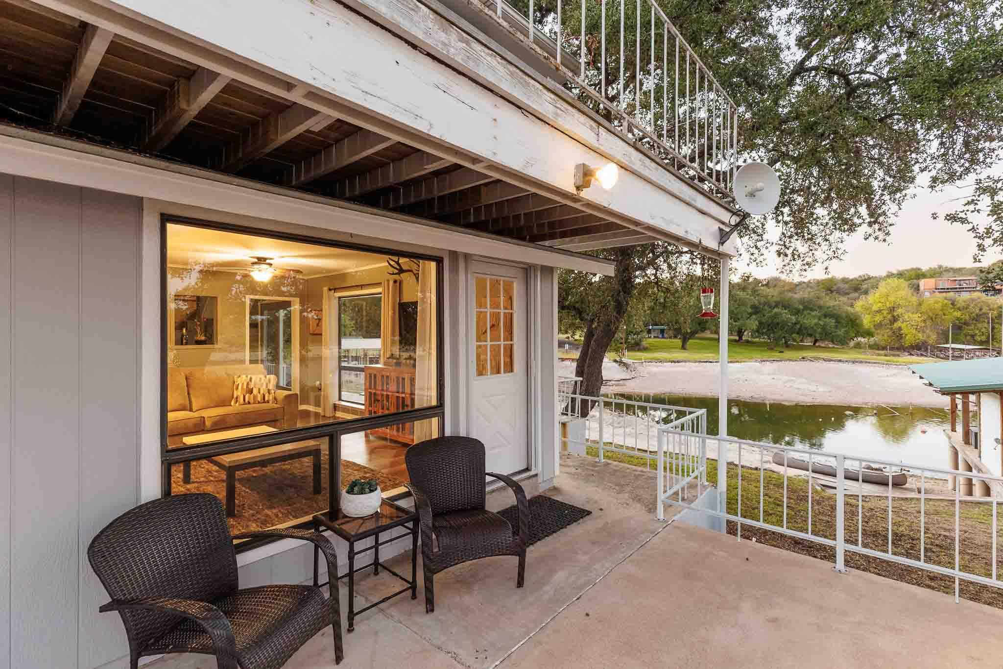 1002 S Rockwood Dr, Buchanan Dam, TX 78609