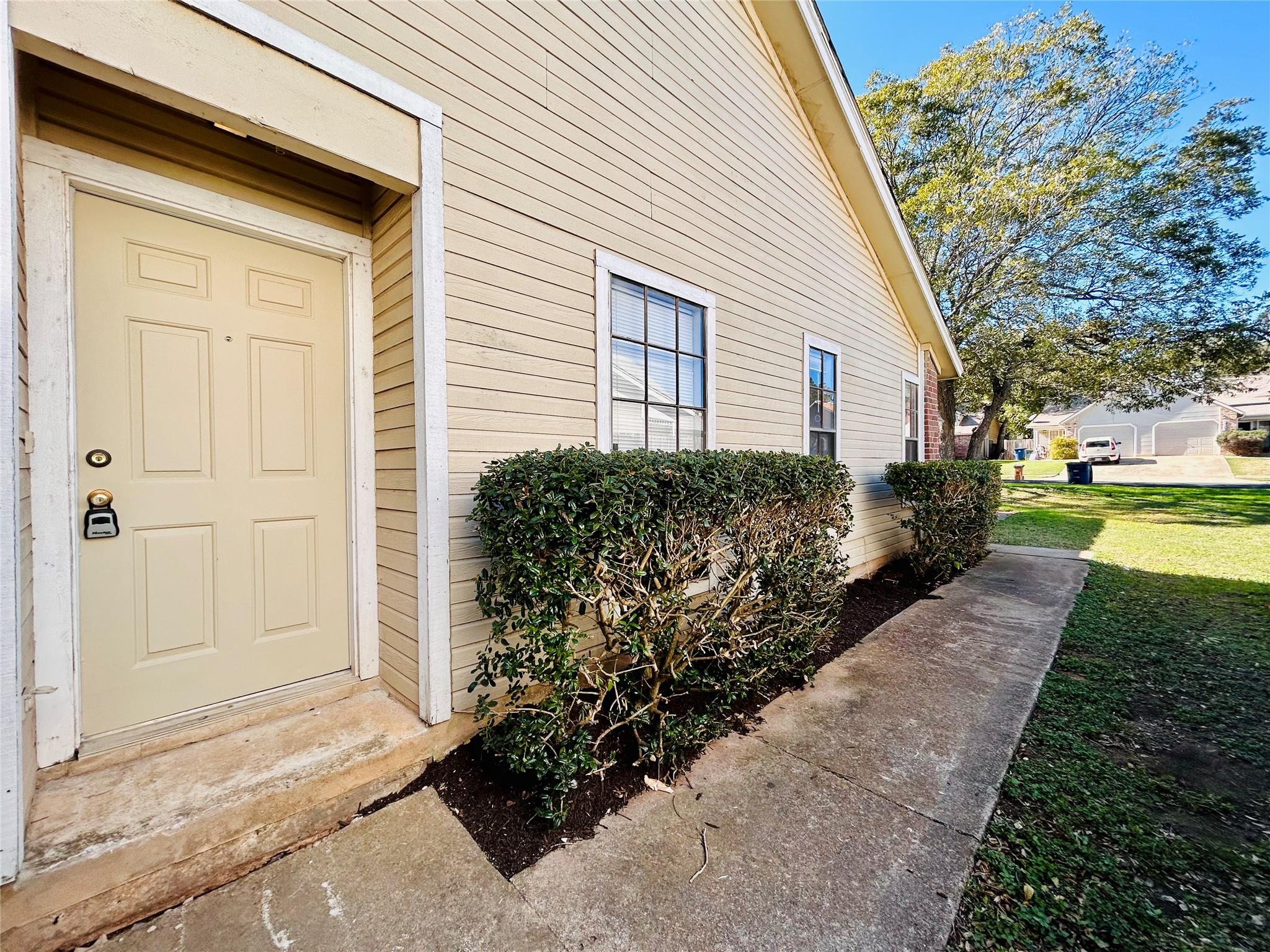 9317 Kempler Dr # A, Austin, TX 78748