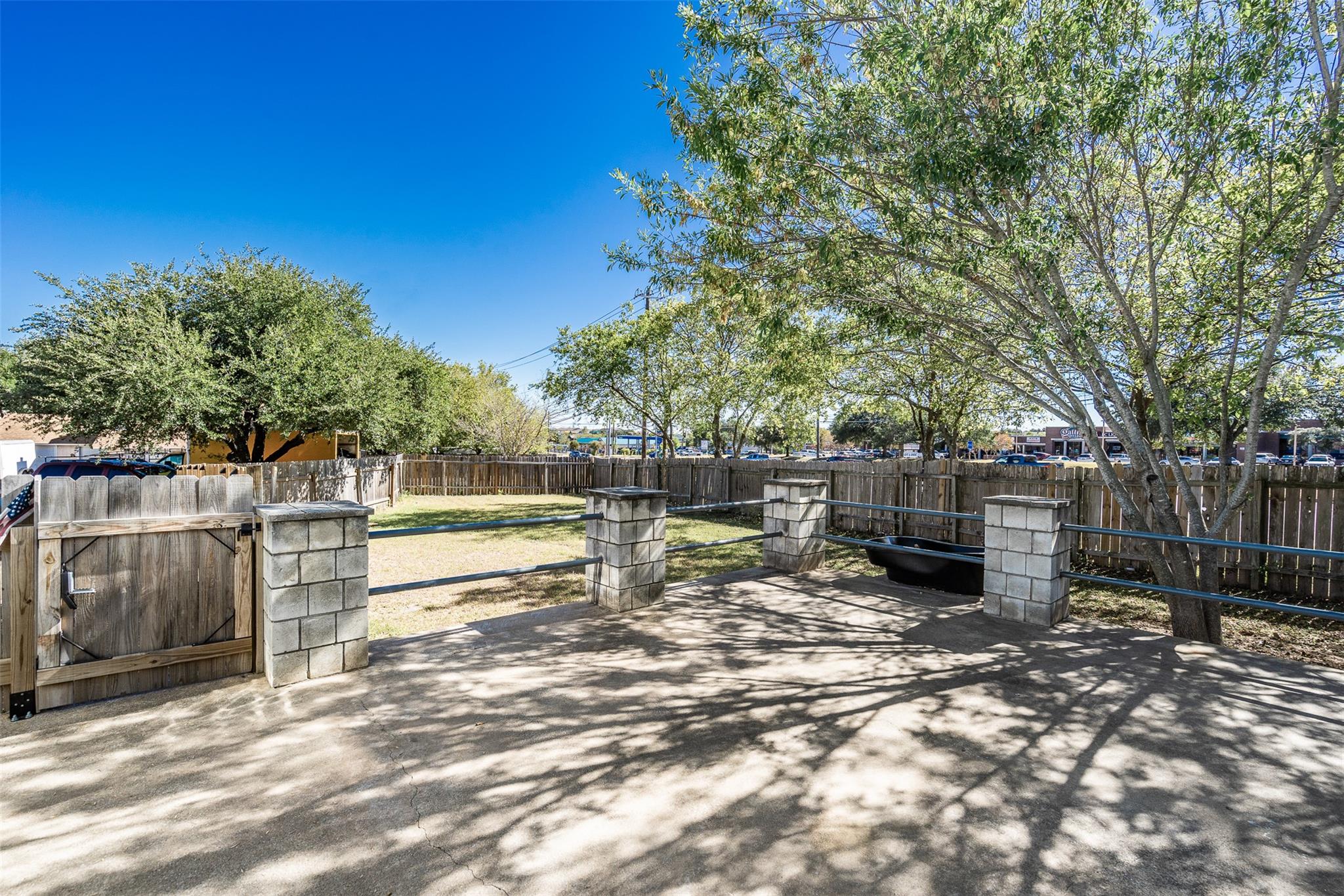 2106 Lamplight Village Cir # A, Austin, TX 78727