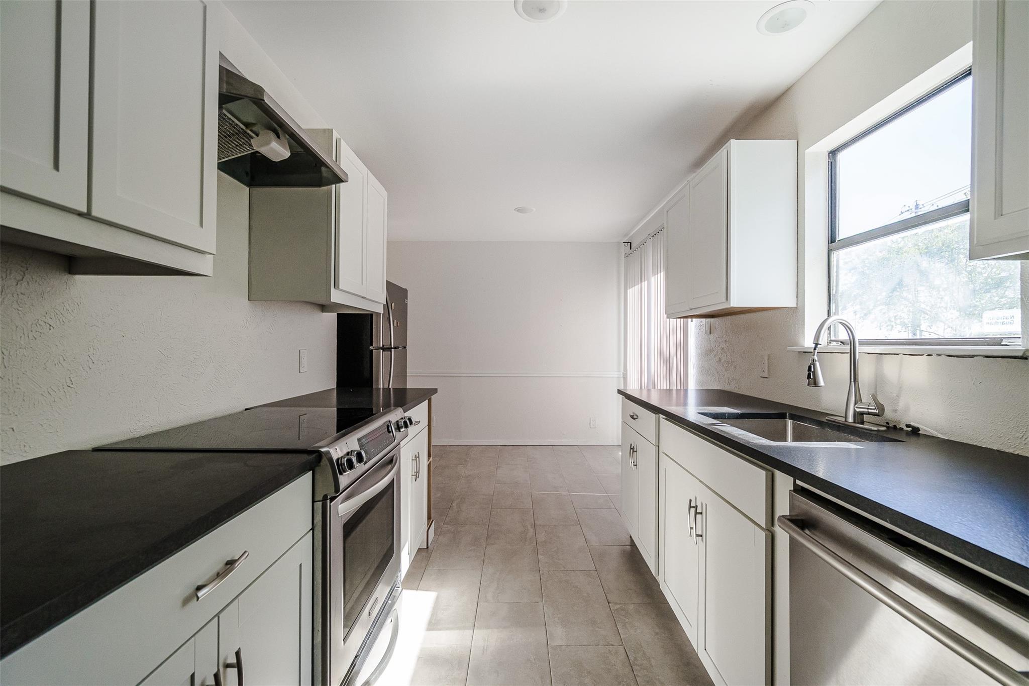 2106 Lamplight Village Cir # A, Austin, TX 78727