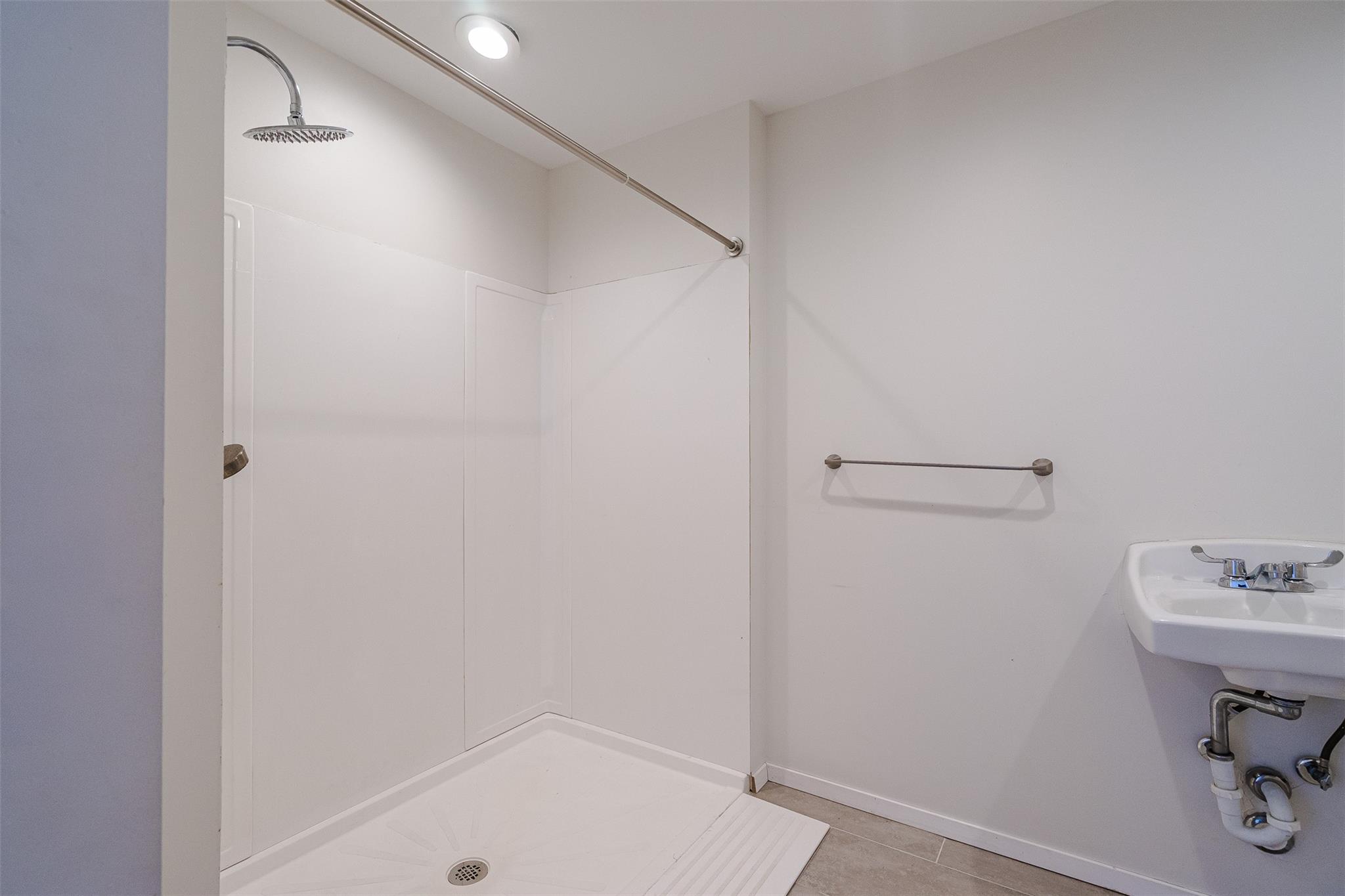 2106 Lamplight Village Cir # A, Austin, TX 78727