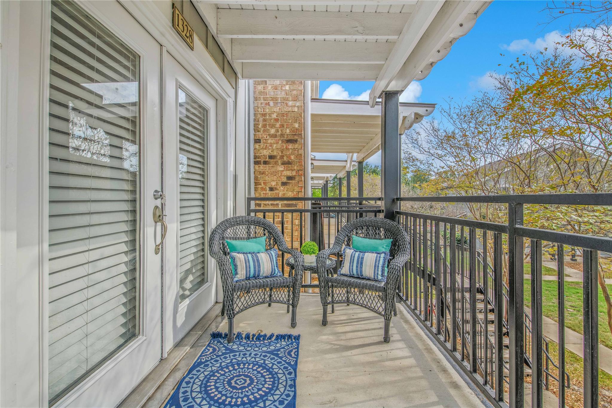 1725 Harvey Mitchell Pkwy S # 1328, College Station, TX 77840