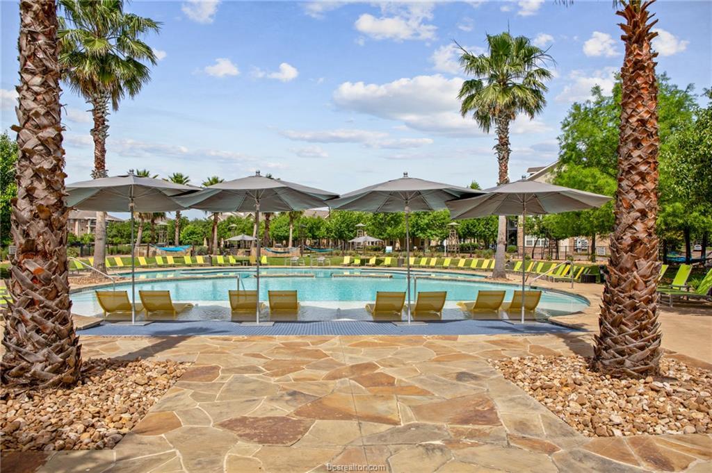 1725 Harvey Mitchell Pkwy S # 1328, College Station, TX 77840