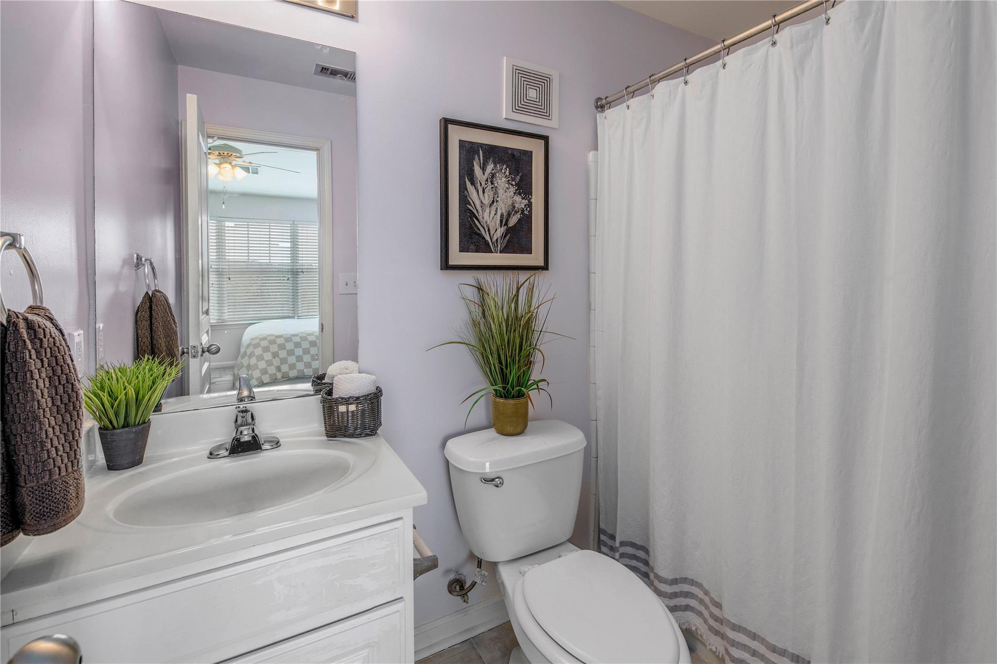 1725 Harvey Mitchell Pkwy S # 1328, College Station, TX 77840