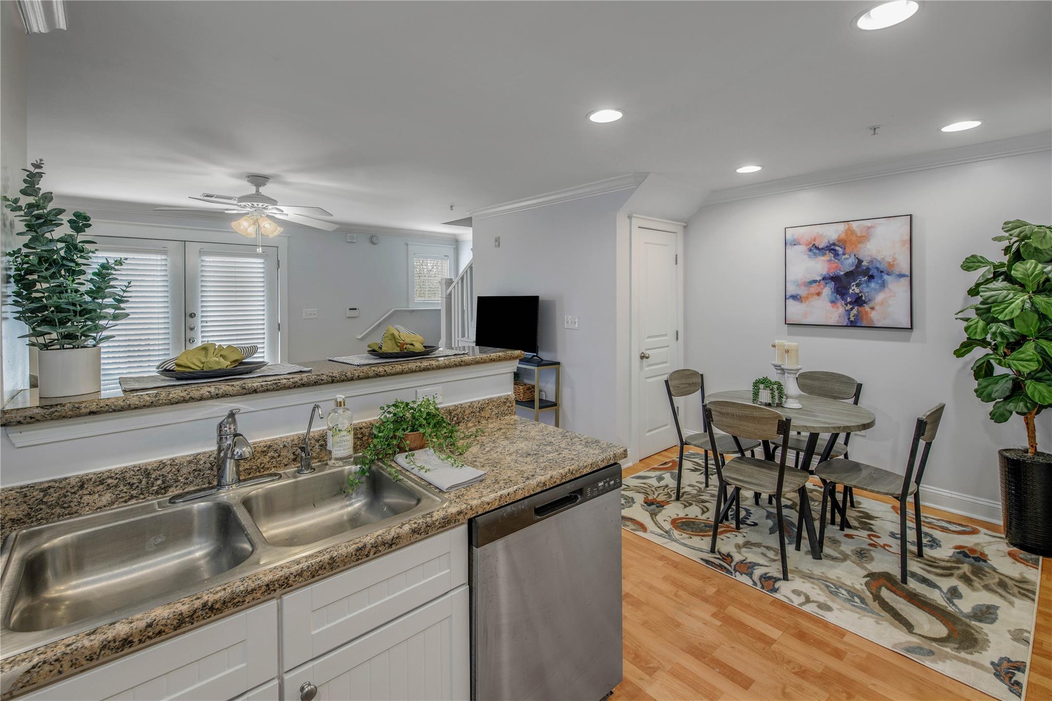 1725 Harvey Mitchell Pkwy S # 1328, College Station, TX 77840