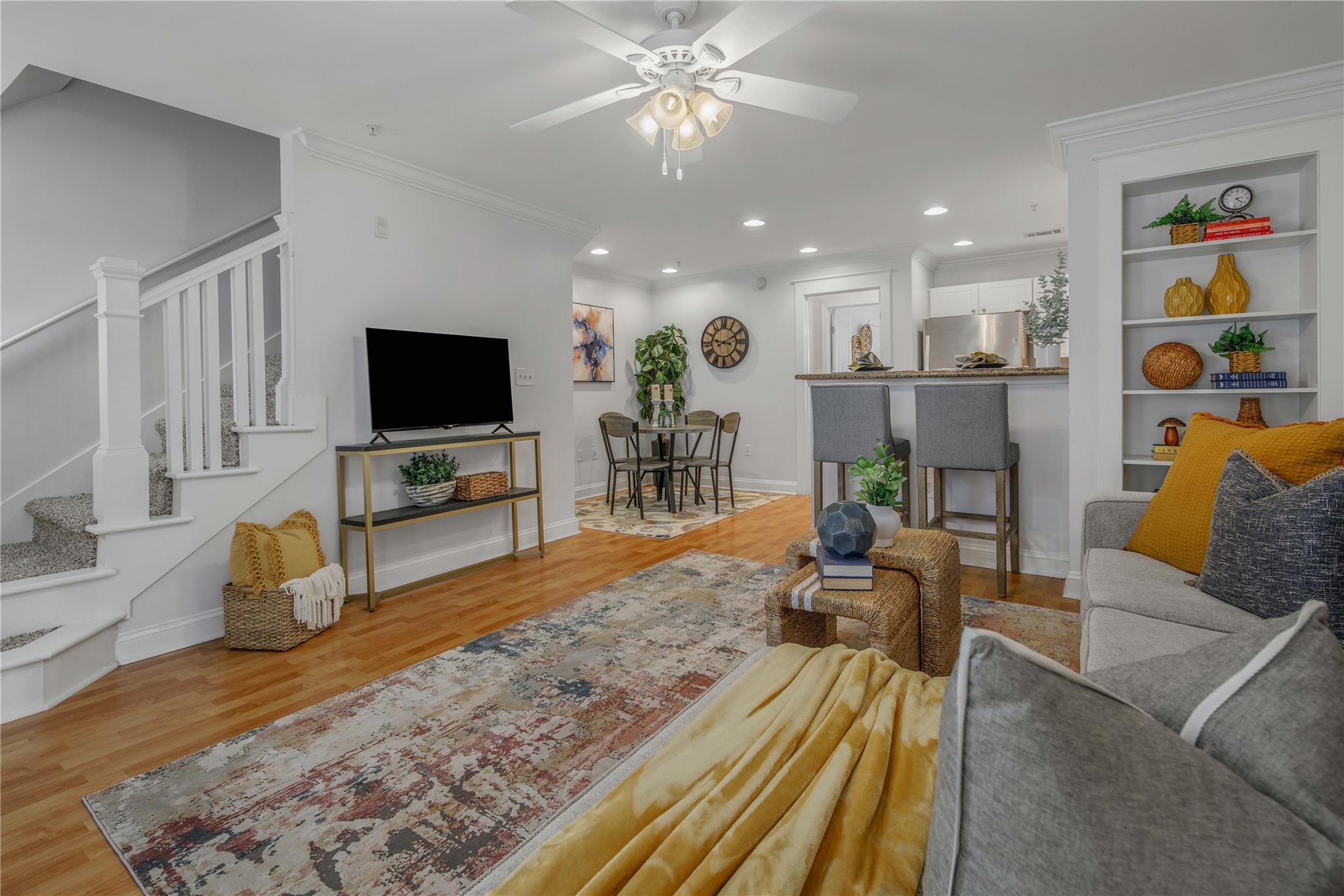 1725 Harvey Mitchell Pkwy S # 1328, College Station, TX 77840