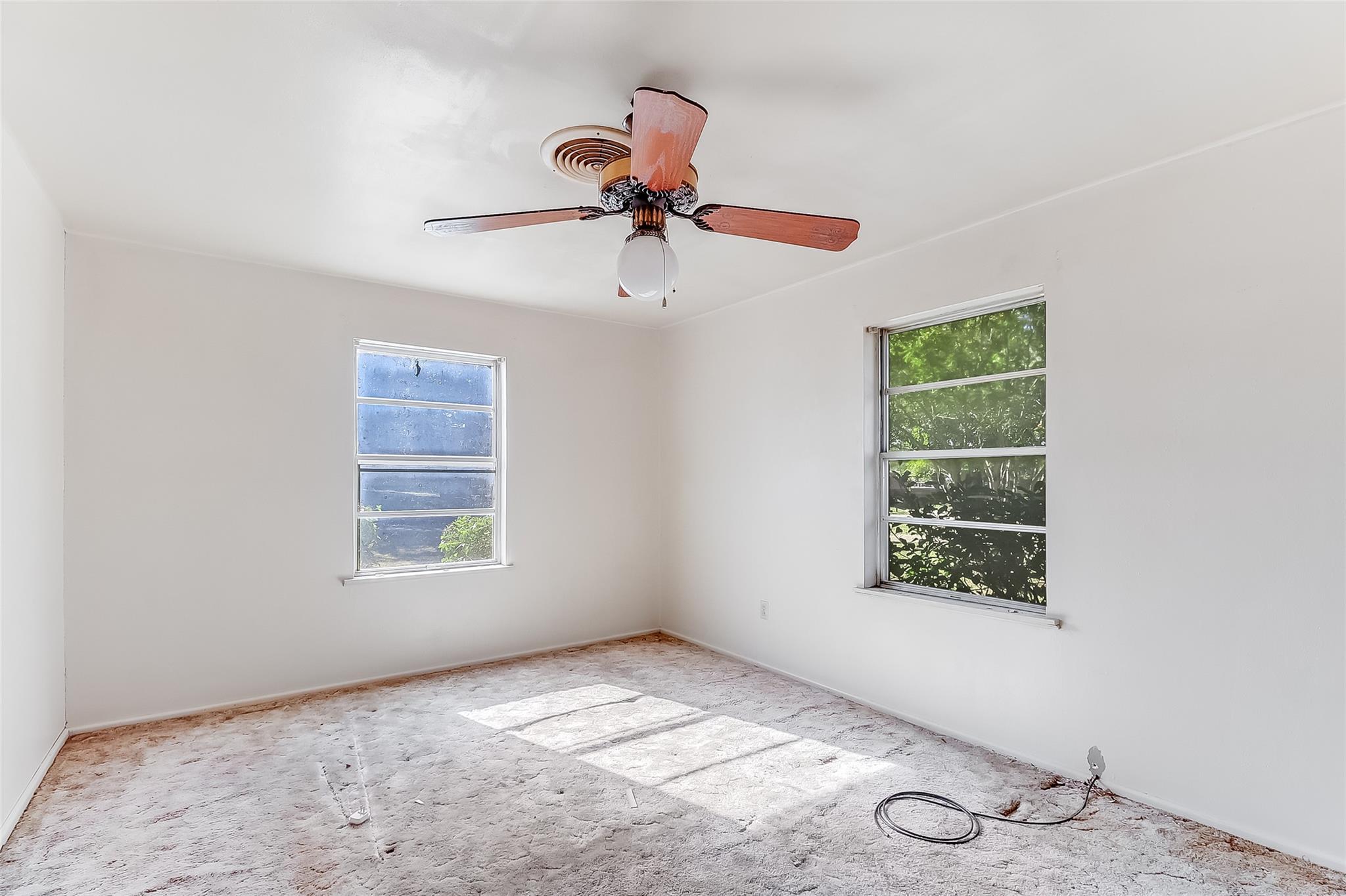 1012 N Water St, Burnet, TX 78611